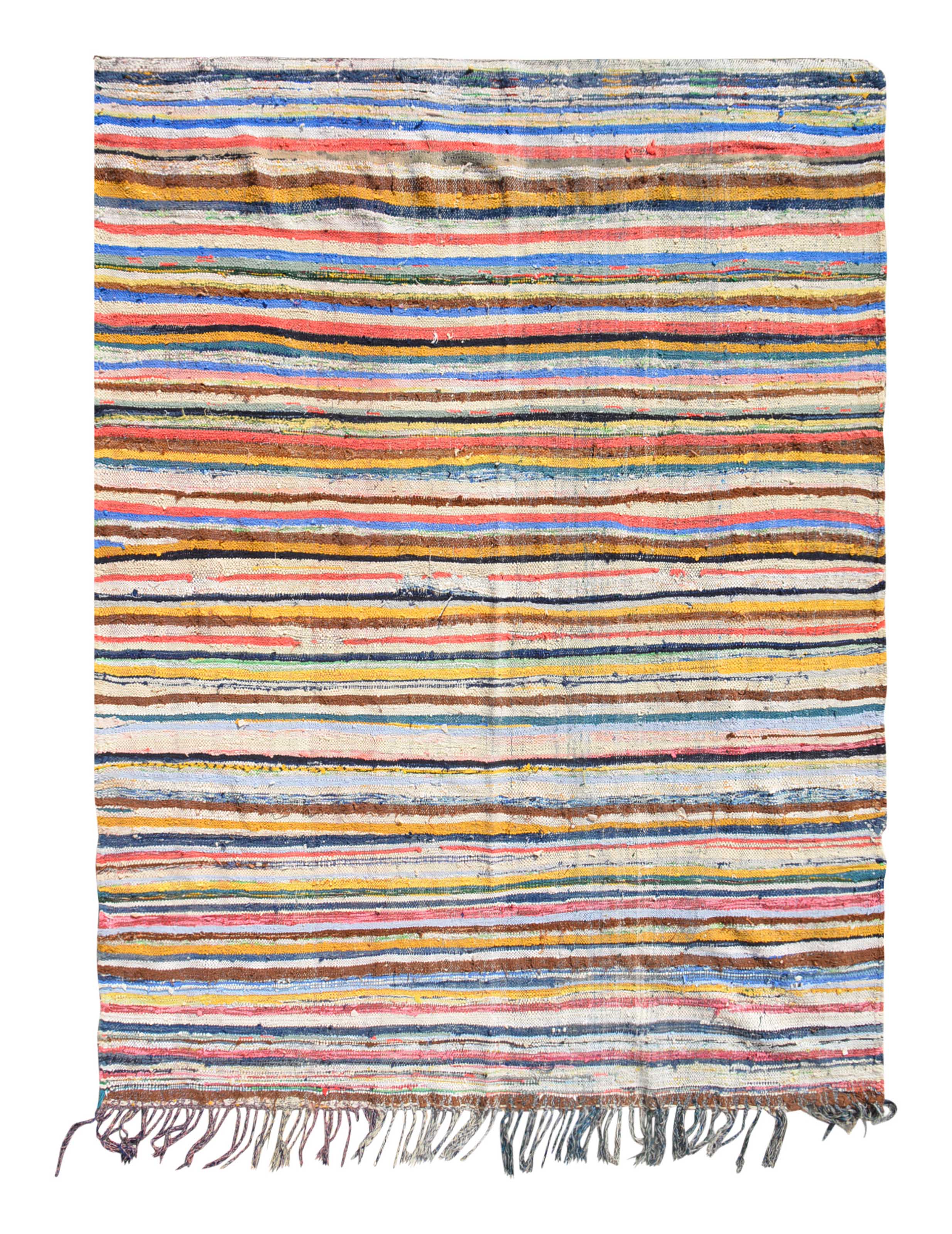Flatweave Finesse Vintage Flatweave Rug - Add a touch of elegance to your home