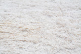 Snow Fall (5'0" x 7'8") – Ultra-White Reversible Vintage Recycled Nylon Shag