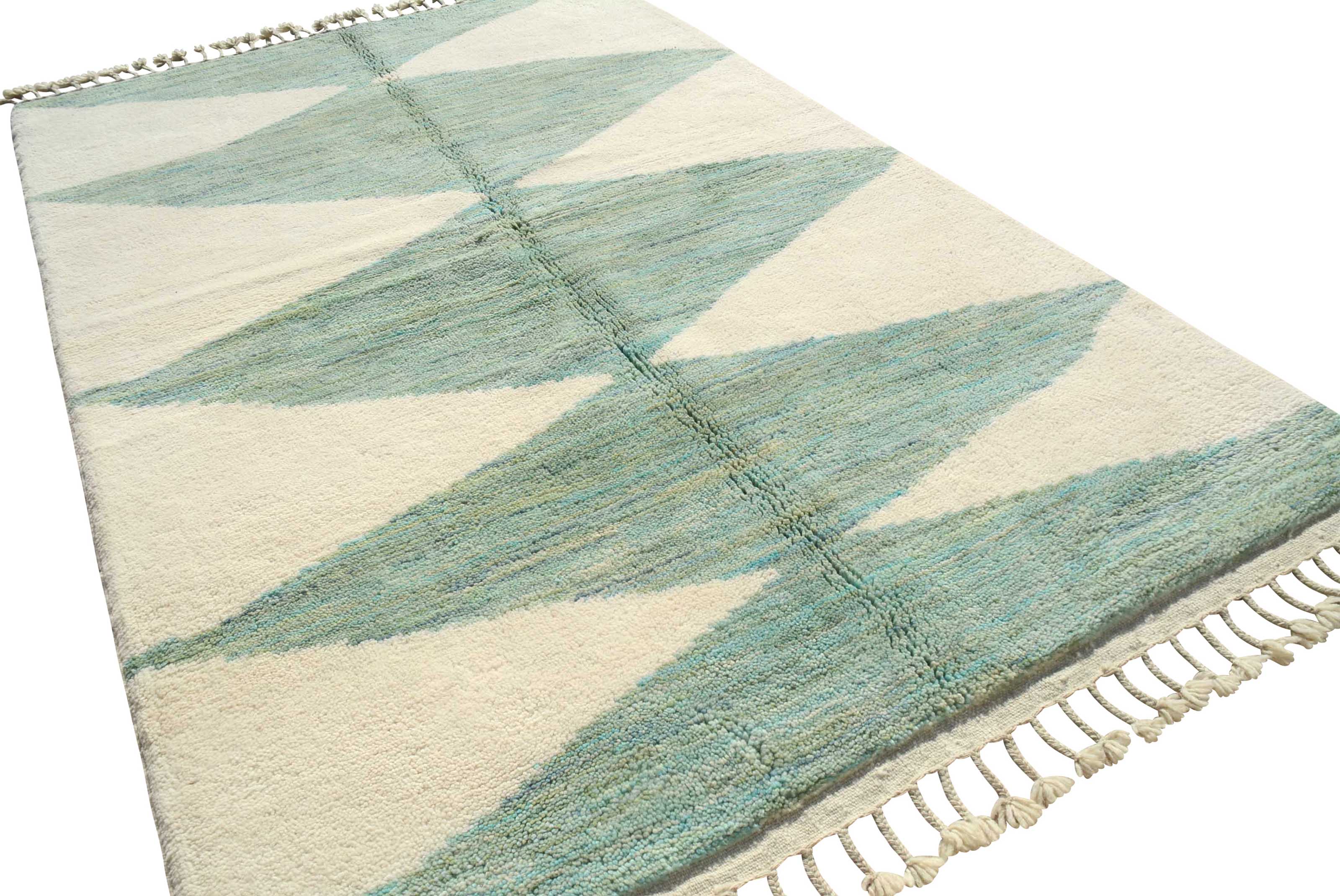 AquaGem - Elegant Aqua Diamonds Design | Illuminate Collective