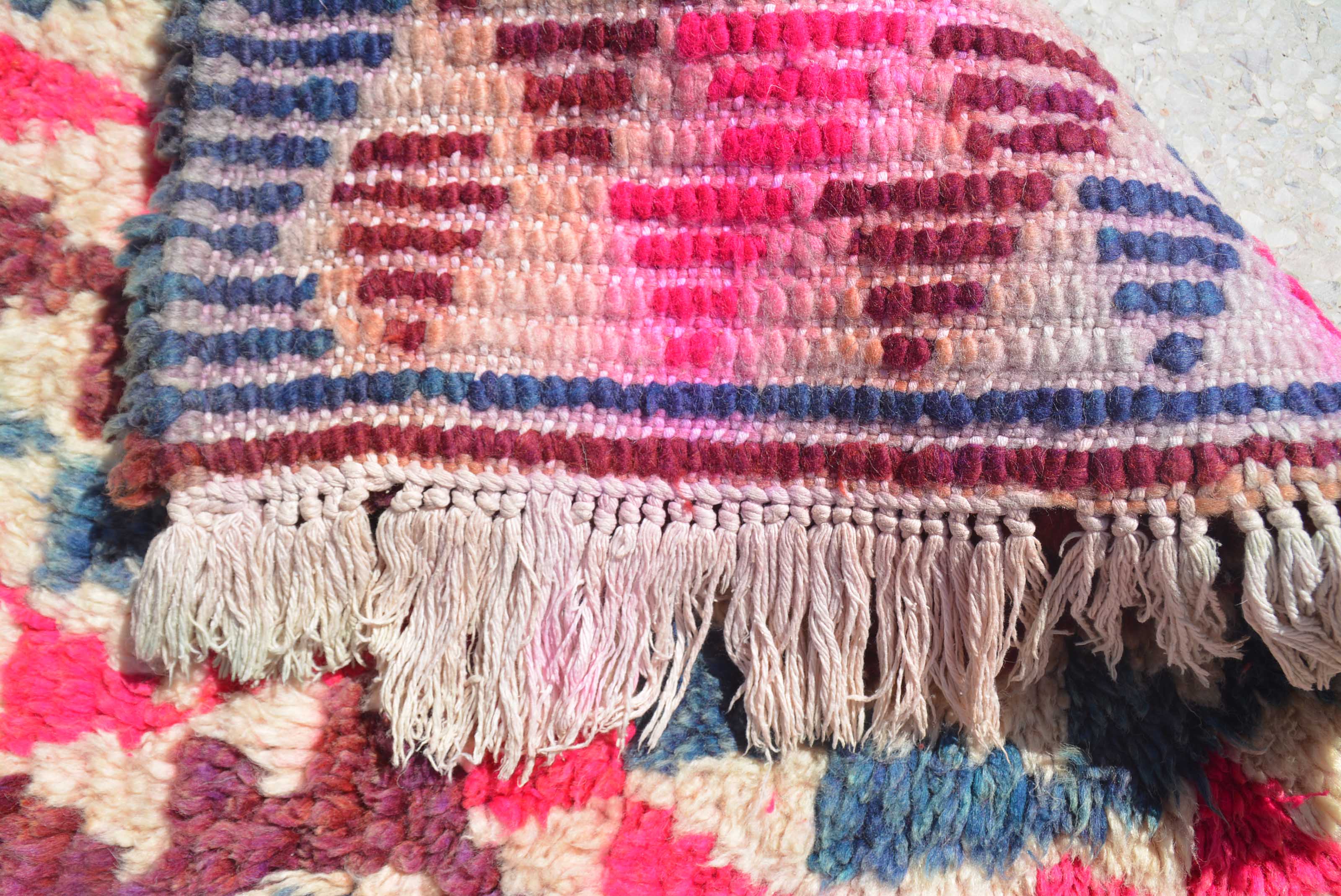 Blue And White Area Rugs - Red And Pink Rug