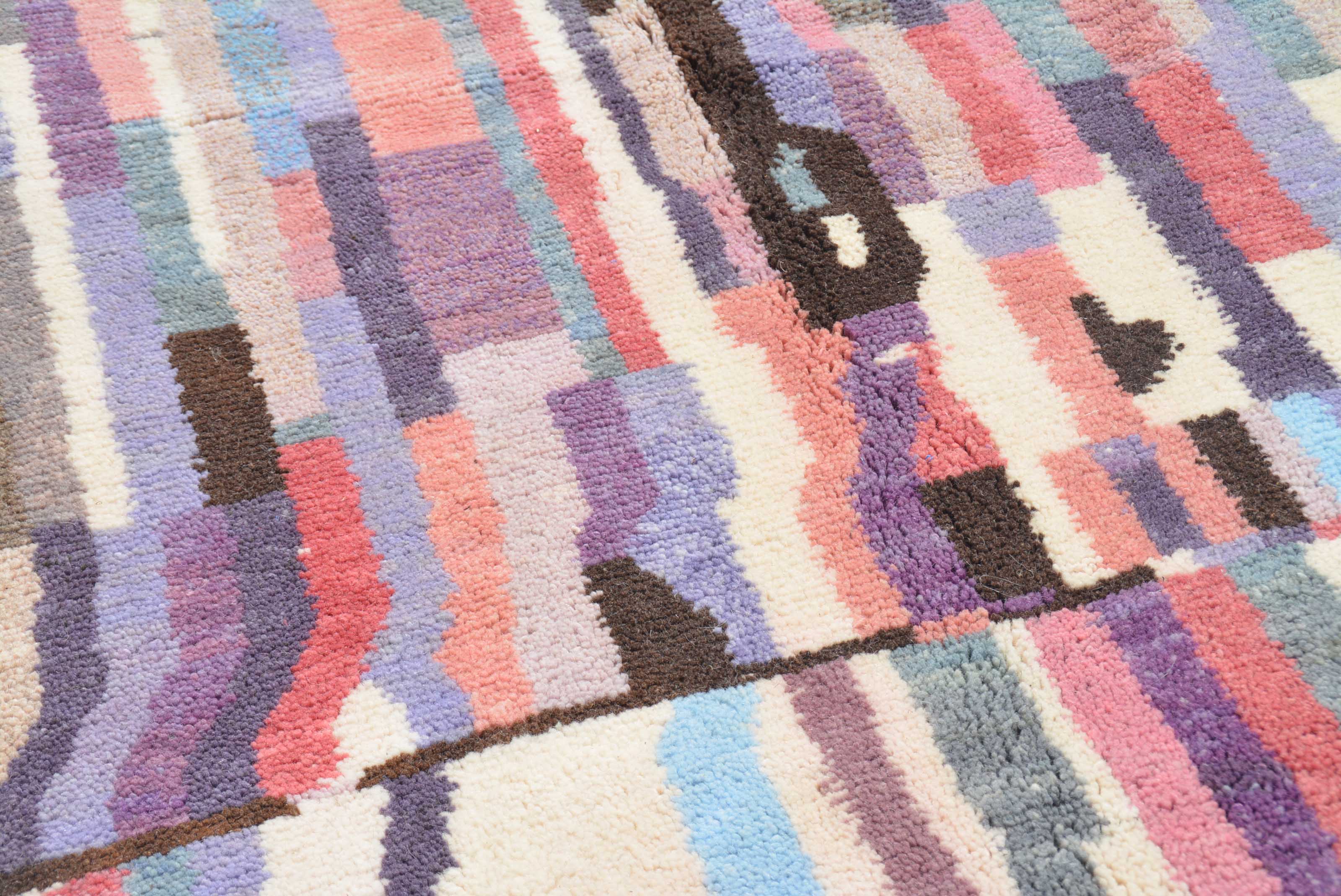 City Lights | 7'x9' Colorful Pink & Blue Abstract Moroccan Area Rug