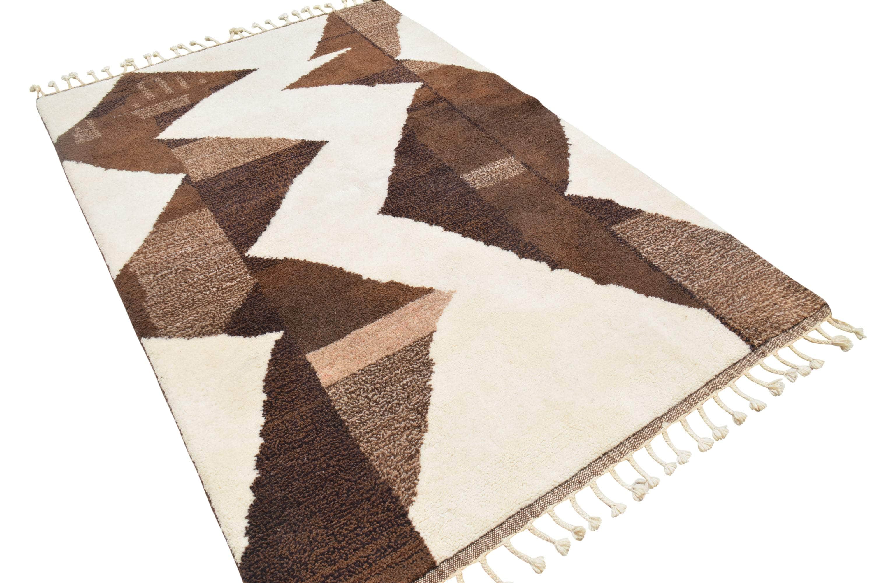 Dreamweave: Handmade Moroccan Rug Collection | Exquisite Craftsmanship
