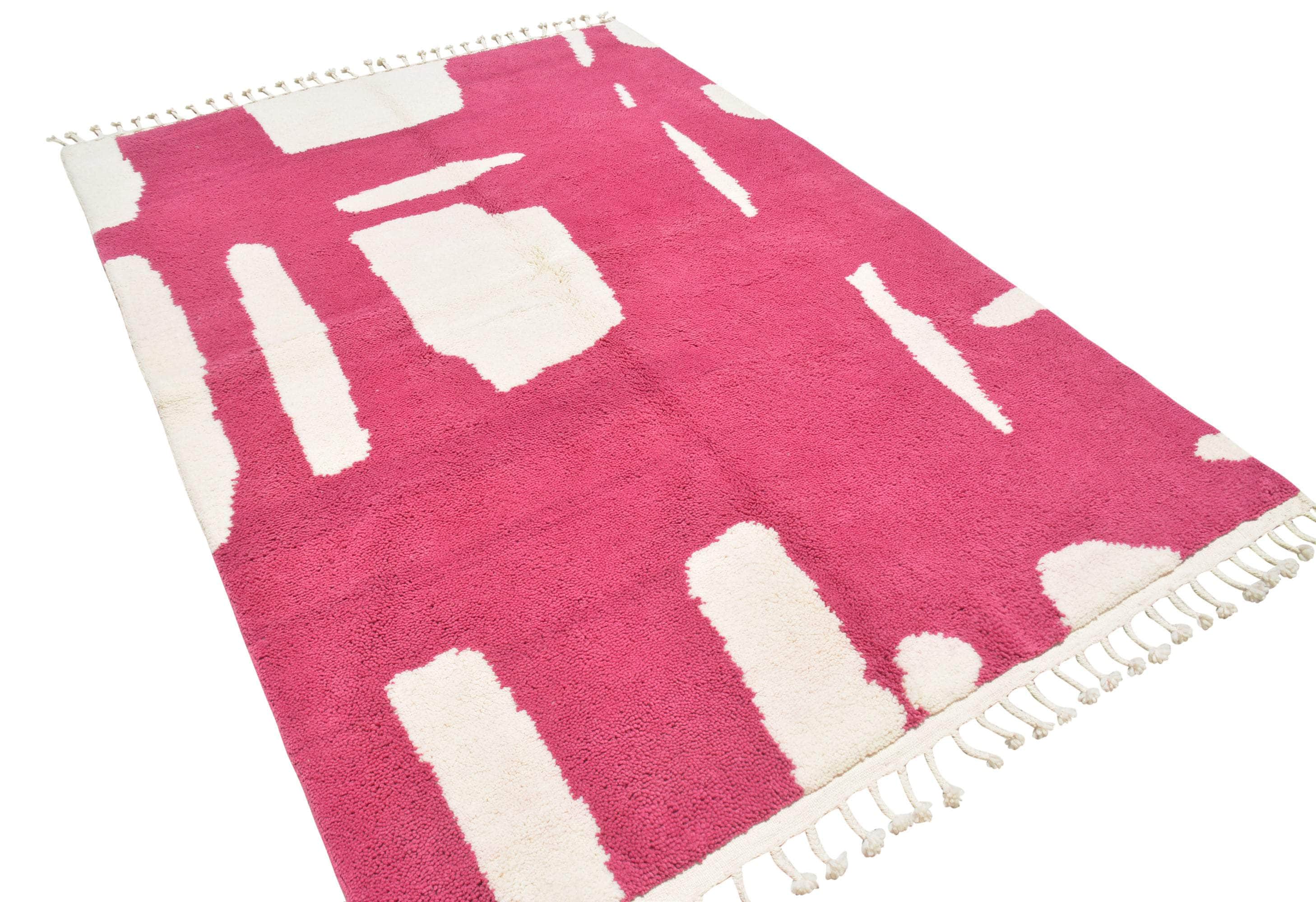 Elegant Fusion: Handmade Moroccan Rug | Artisan Crafted Luxury