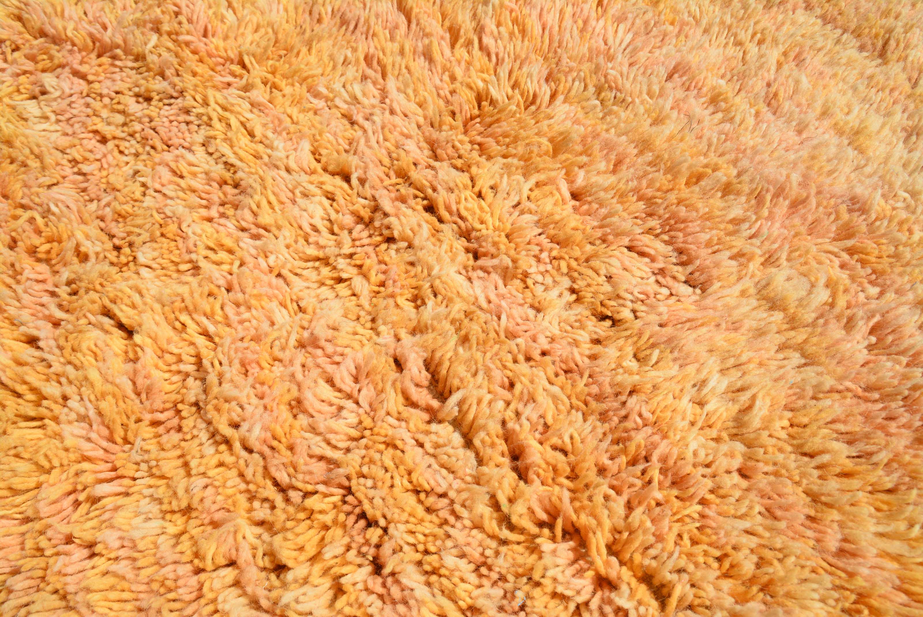 Gleam | 6' Round Golden Orange Plush Boujaad Area Rug