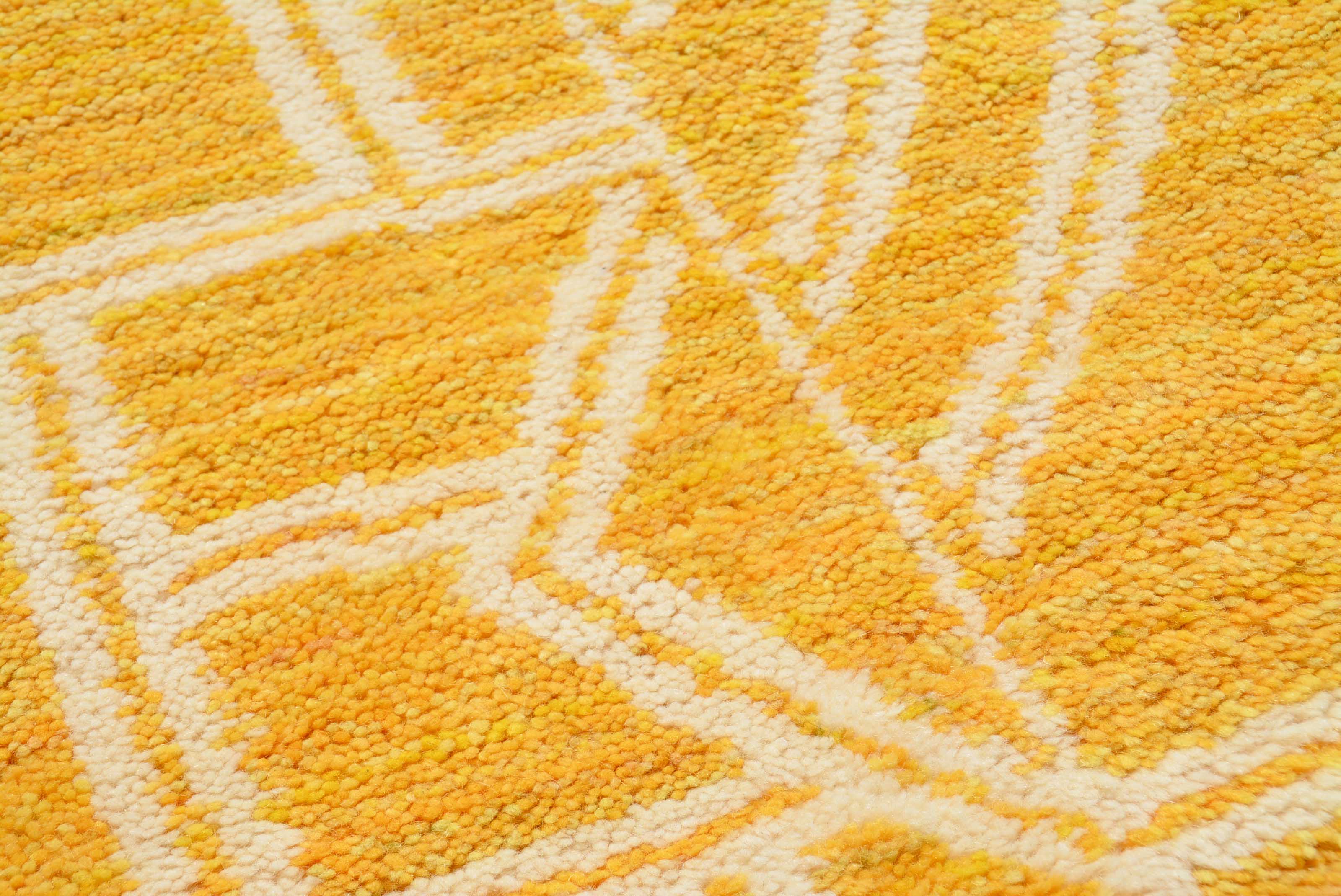 Golden Kuba Rug: Fabulous Design with Rich Color