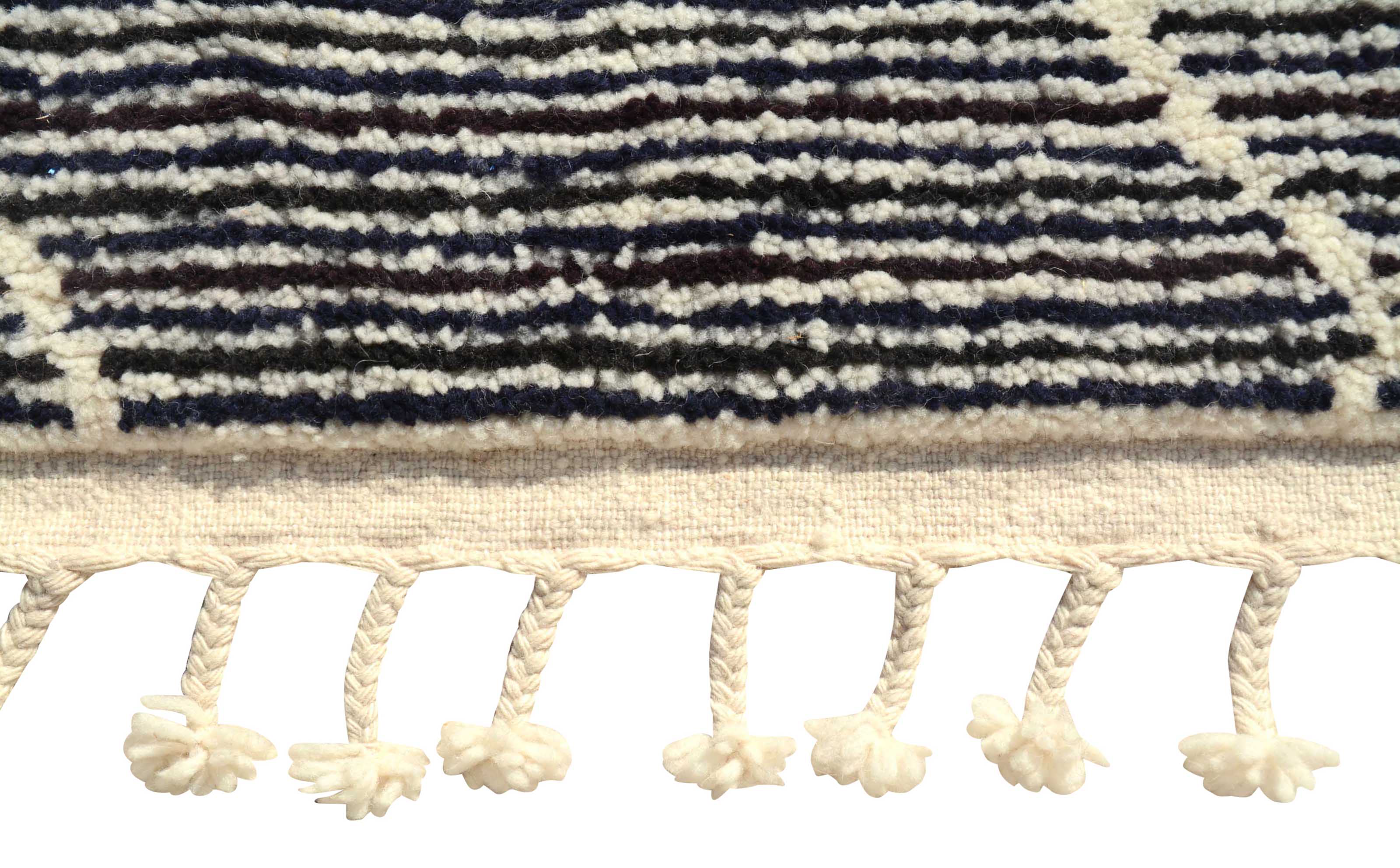 Linx - Modern Handwoven Rug for Stylish Spaces | Illuminate Collective