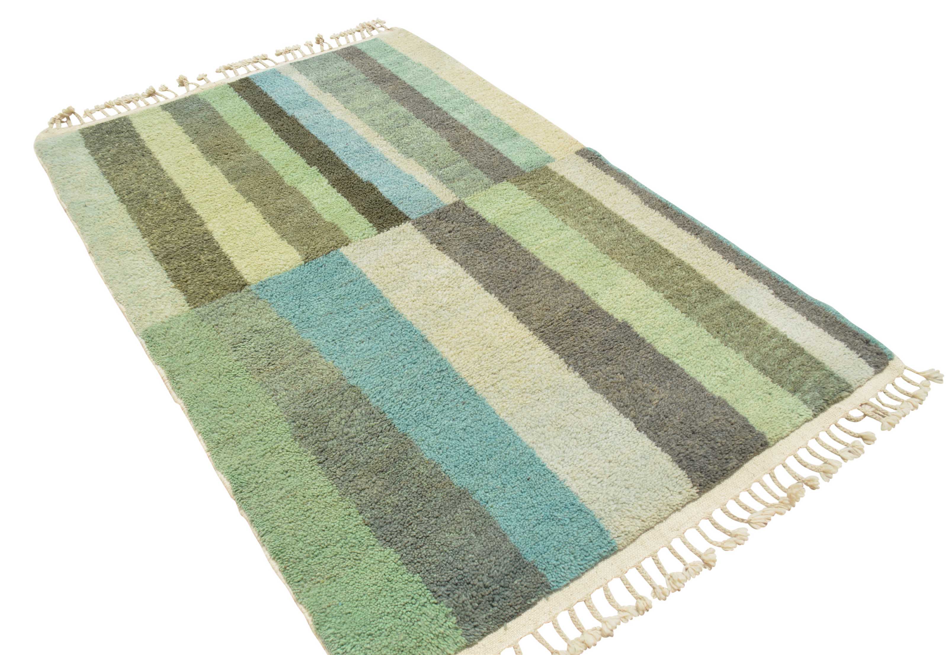 Lush Green Modern Rug - Nature's Lines | Illuminate Collective