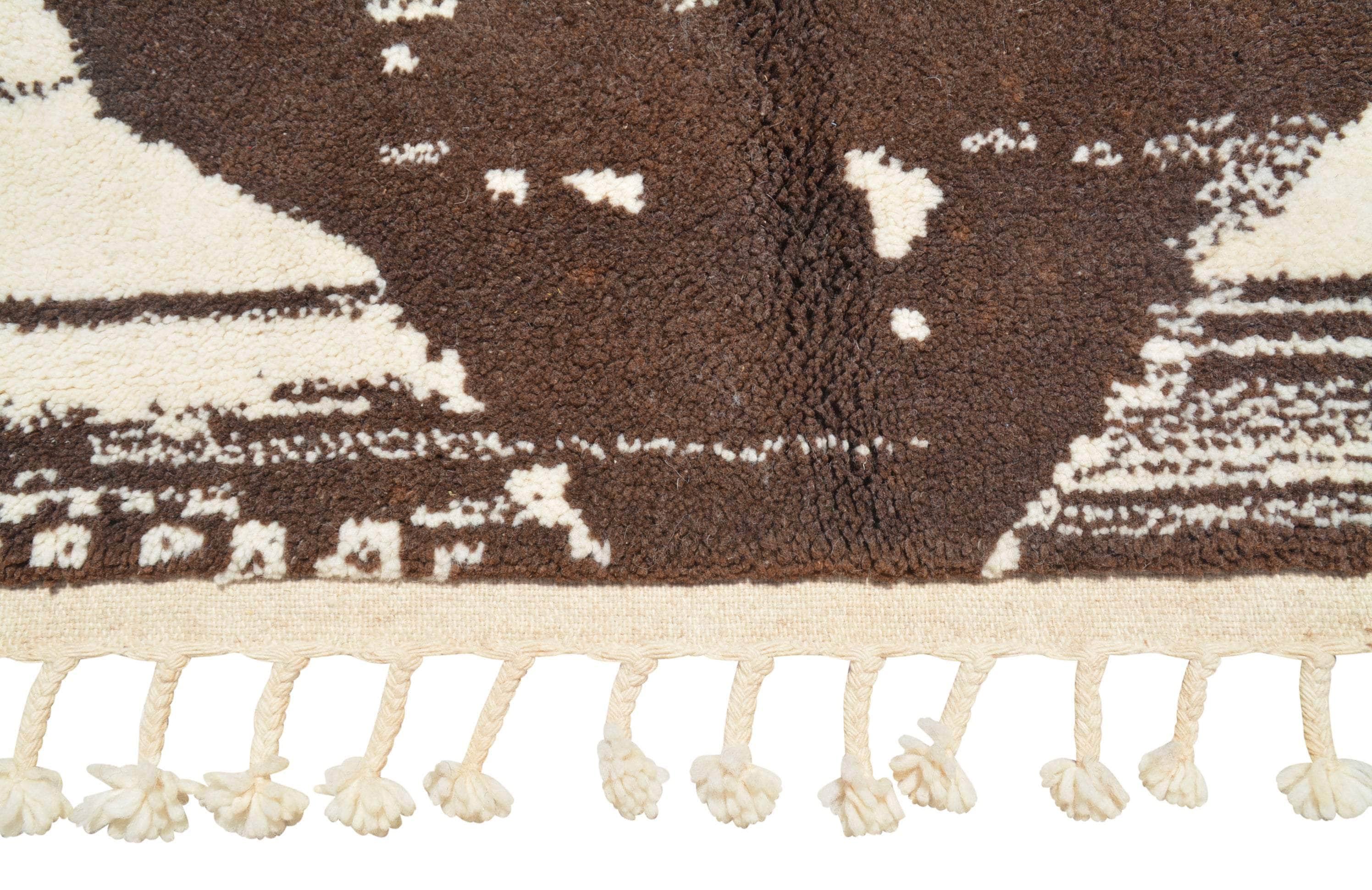 Monochromatic Gem | Handmade Moroccan Rug with Timeless Elegance