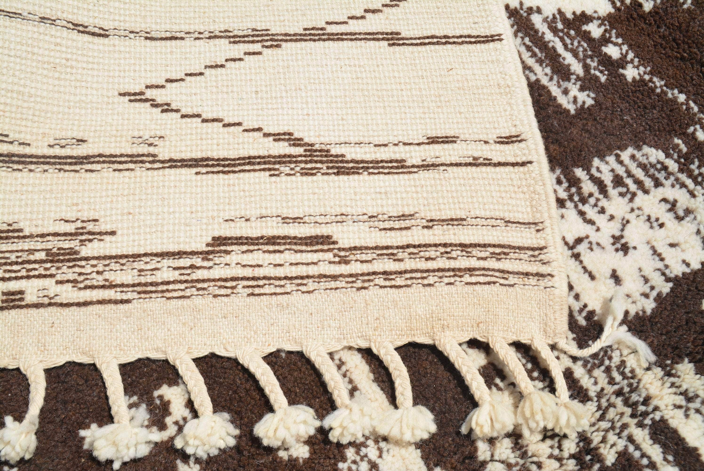 Monochromatic Gem | Handmade Moroccan Rug with Timeless Elegance