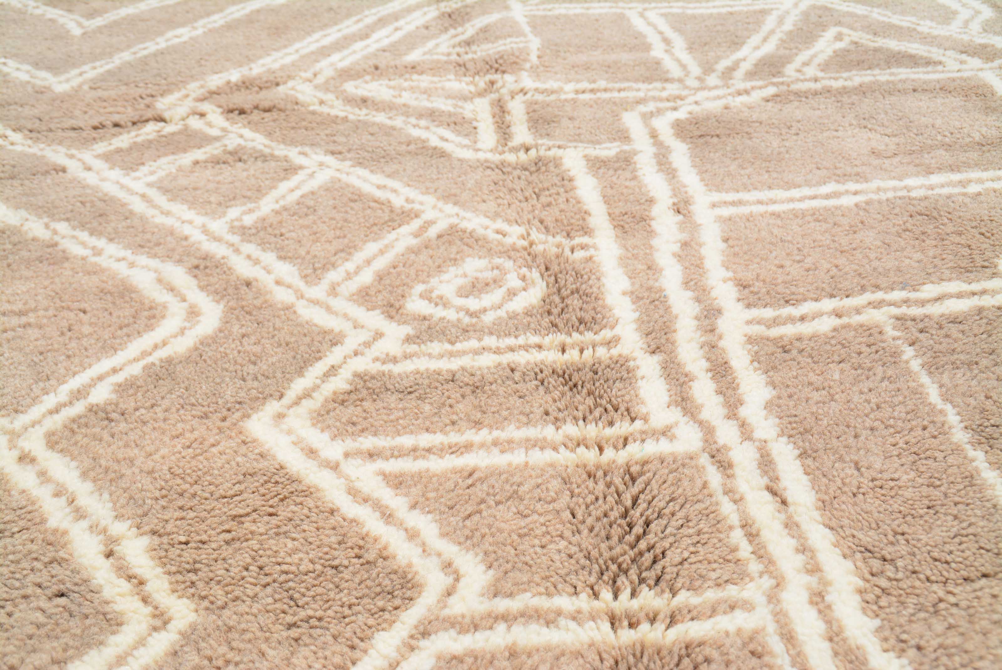 Moroccan Rug Azure Diamond | Handmade Moroccan Rug with Stunning Brilliance Illuminate Collective