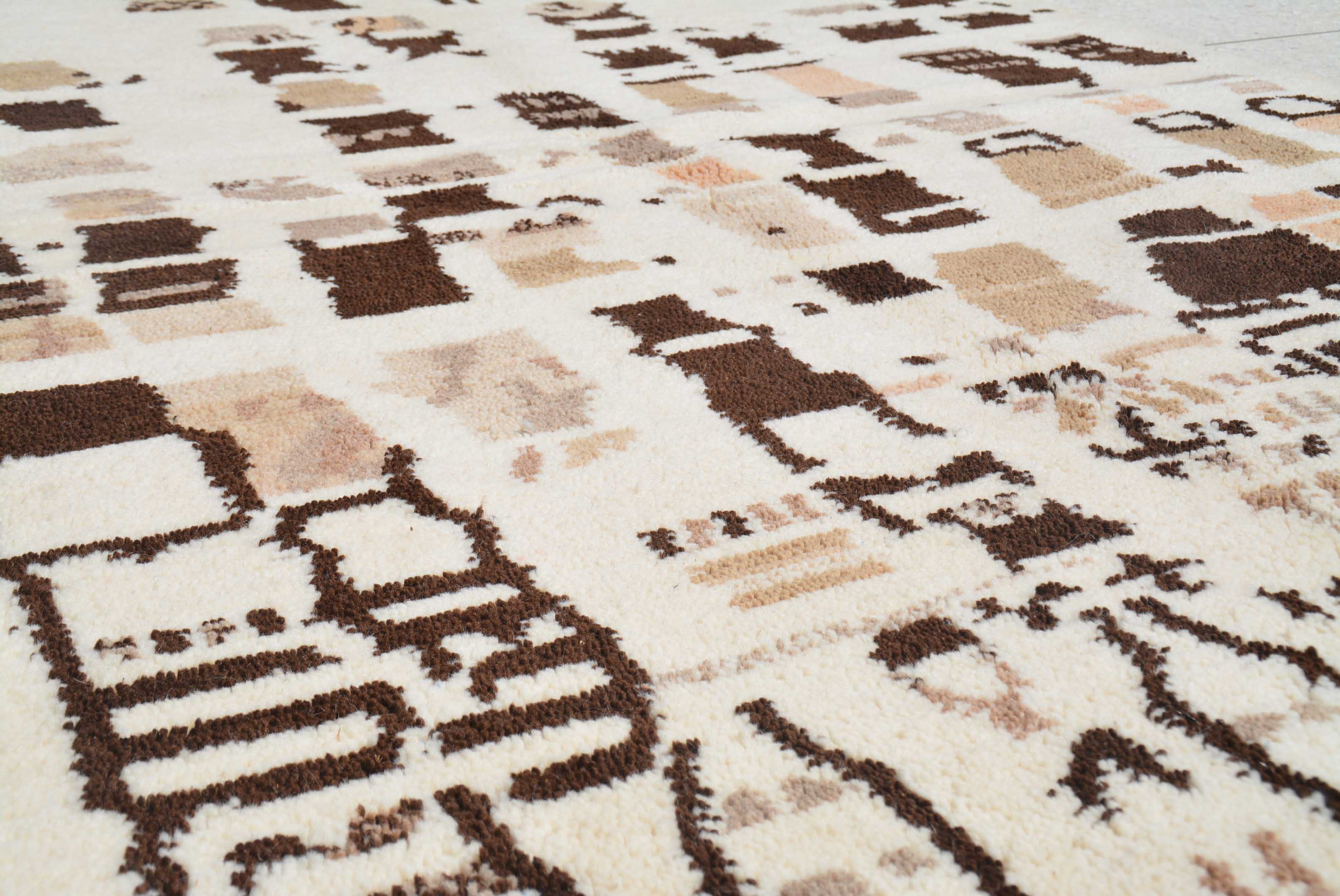 Nomad's Journey | 5'x8' Cream & Brown Tribal Azilal Area Rug