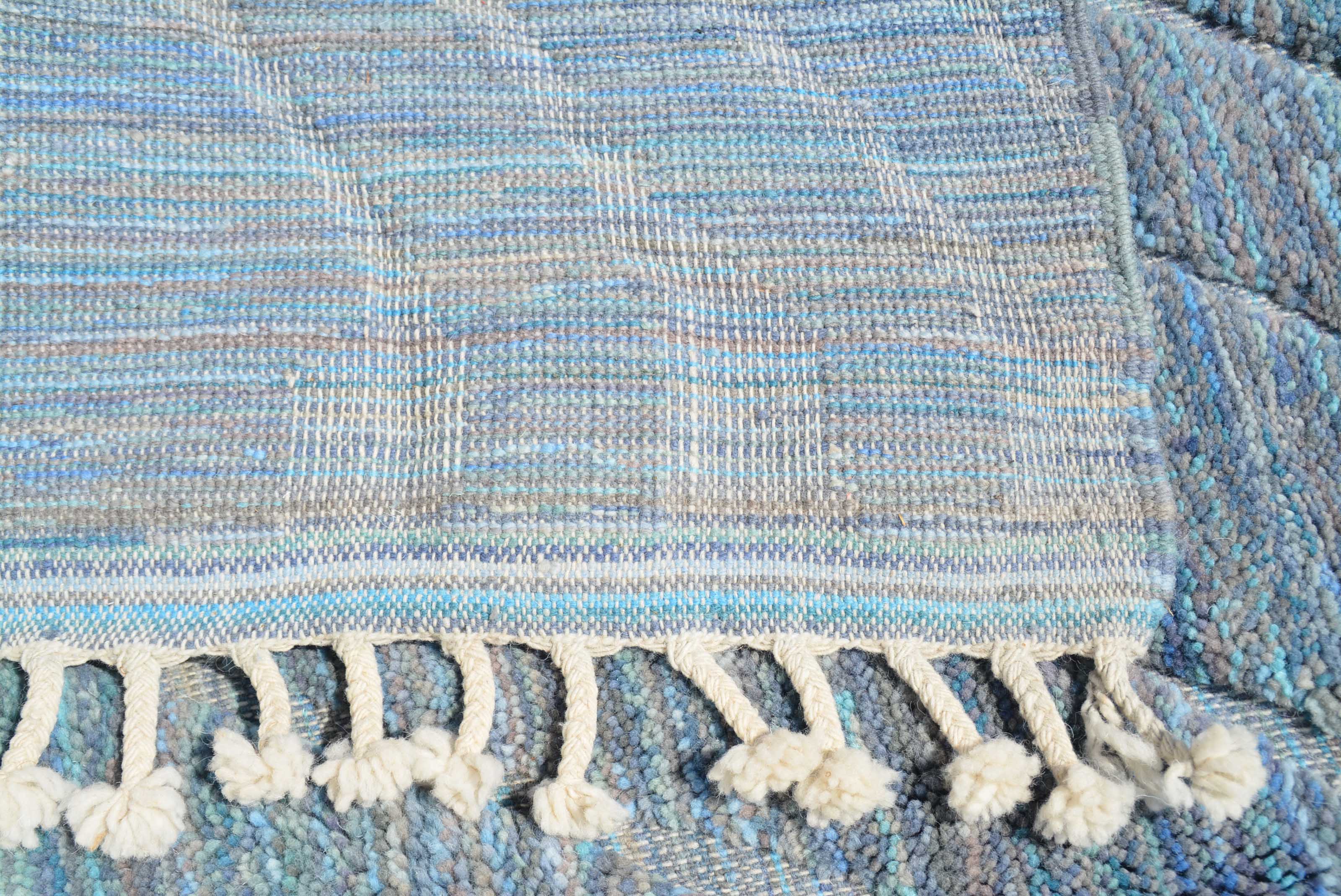 Ocean Waves – Moroccan Handmade Wool Rug | 7' x 9' Geometric Blue Design