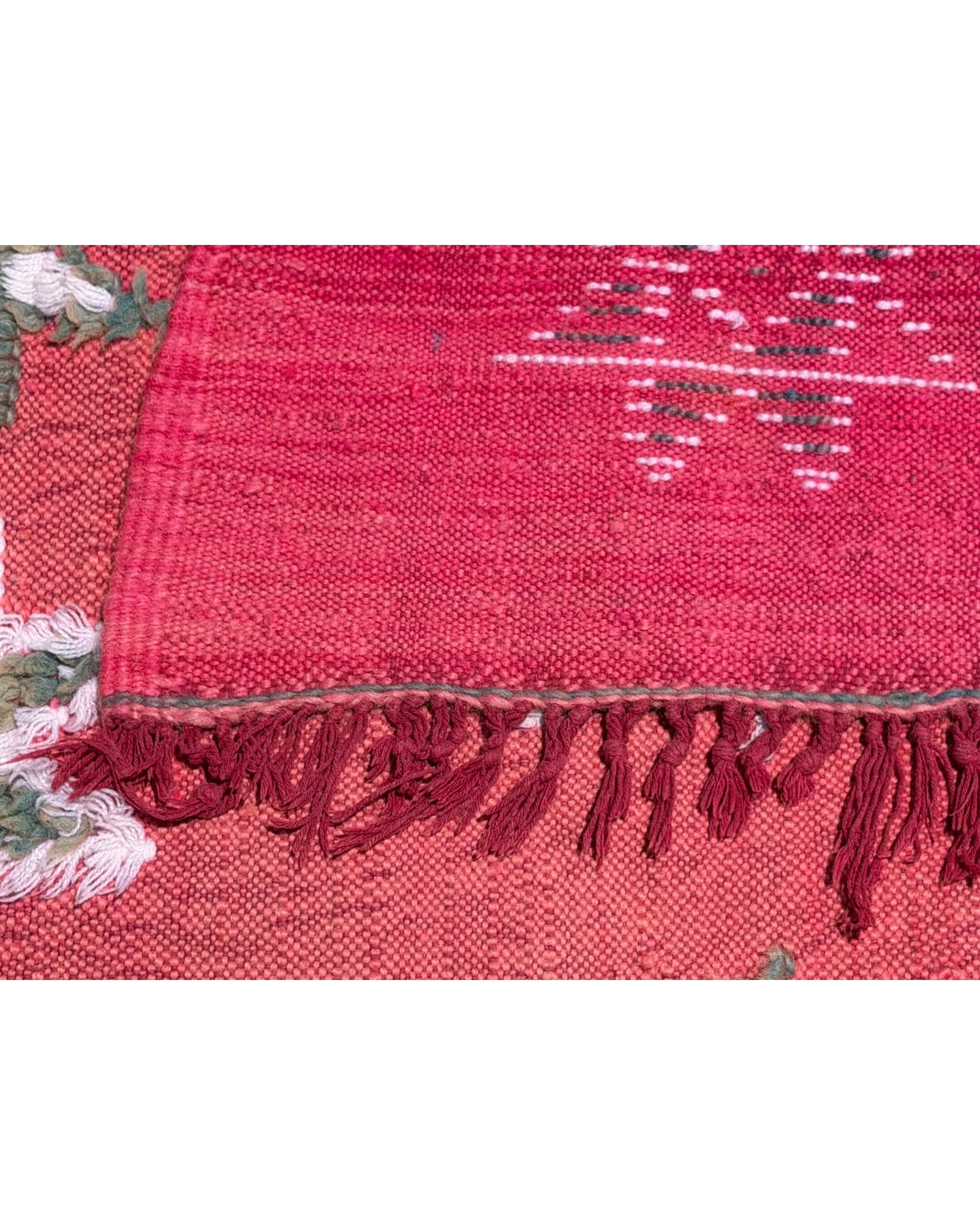 Pink Vintage Moroccan Flatweave Rug | 5 x 8
