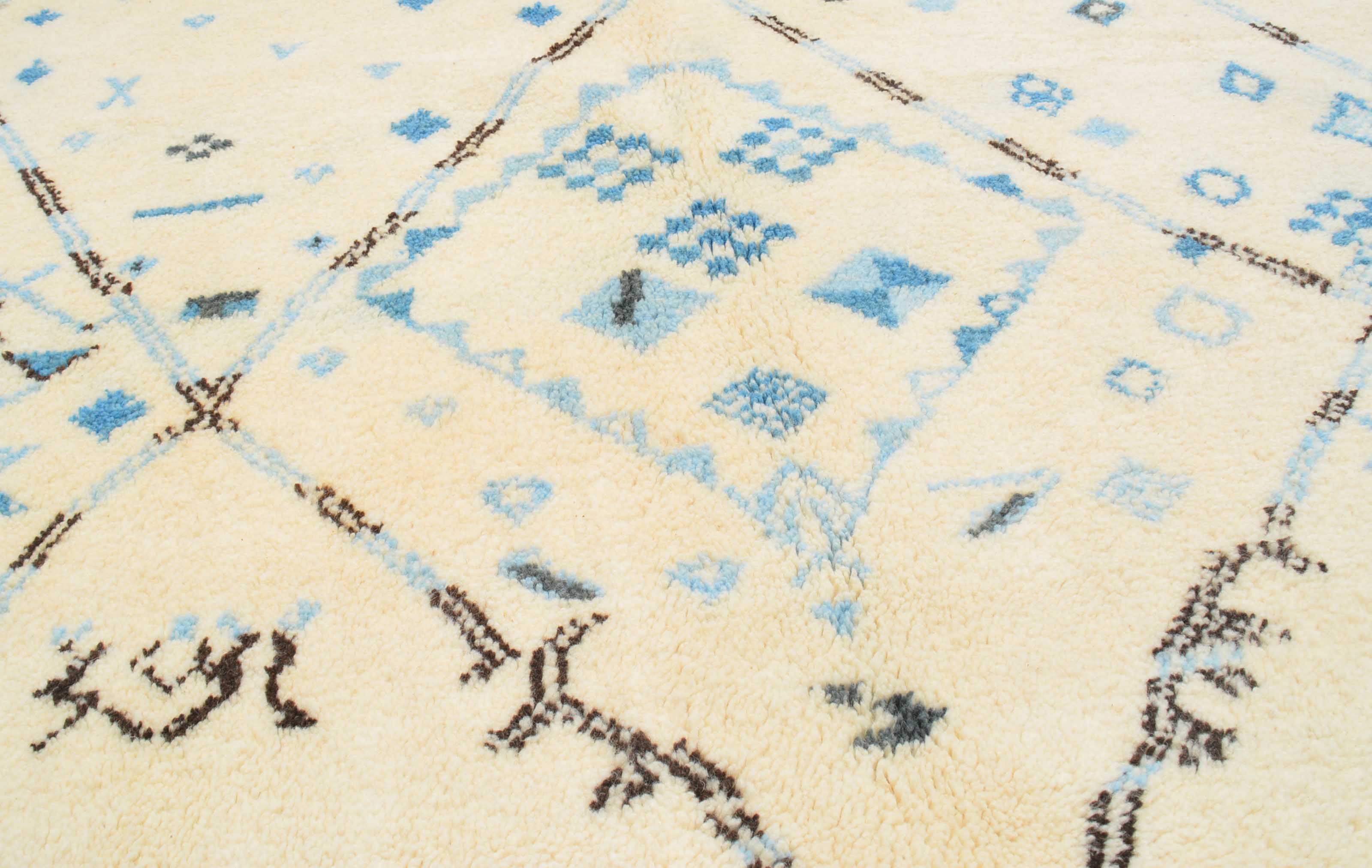 Sky Mat Moroccan Area Rug - Tranquil Elegance | Illuminate Collective