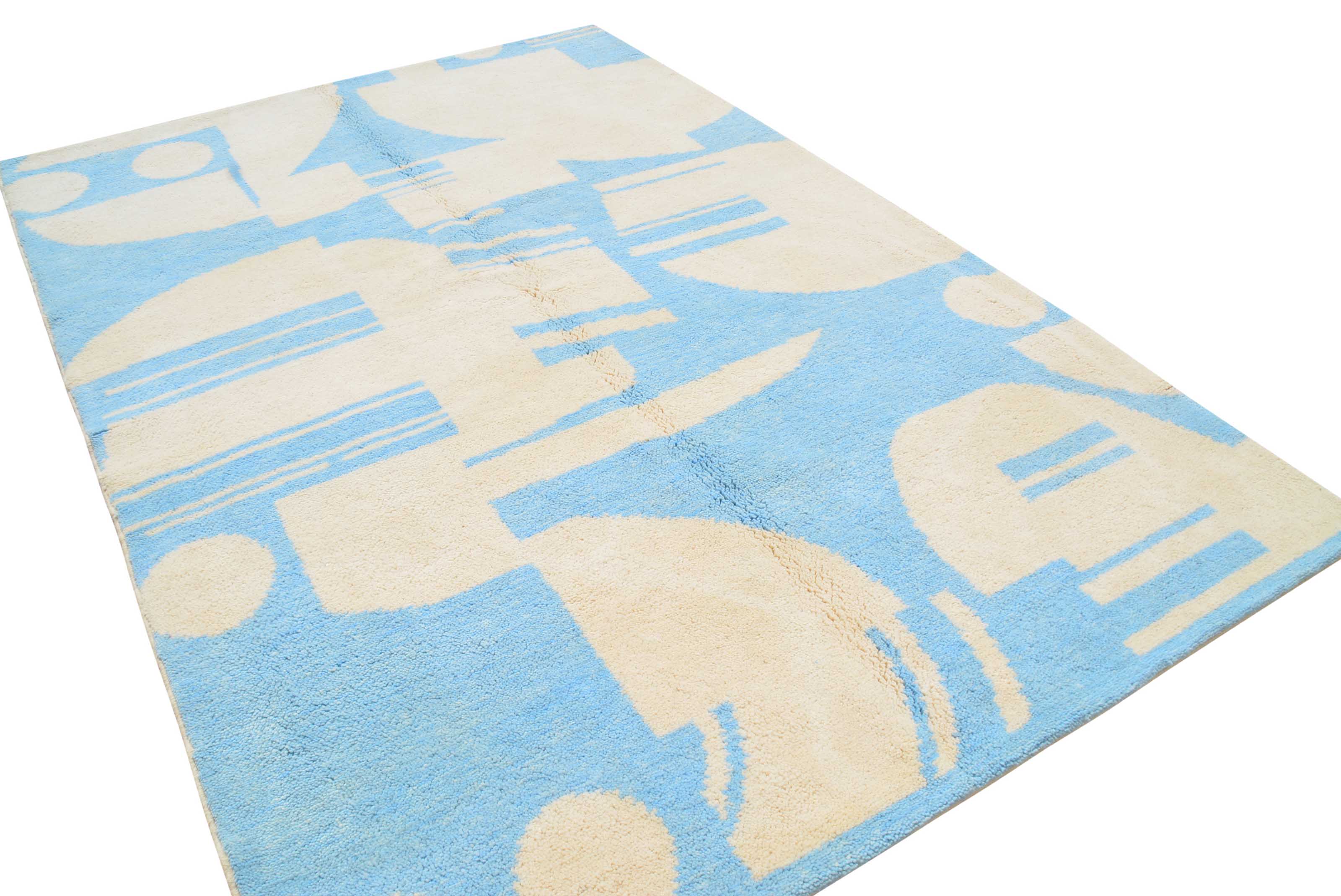 Summer Sky | 6'x9' Blue & Beige Abstract Moroccan Rug (No Fringe)