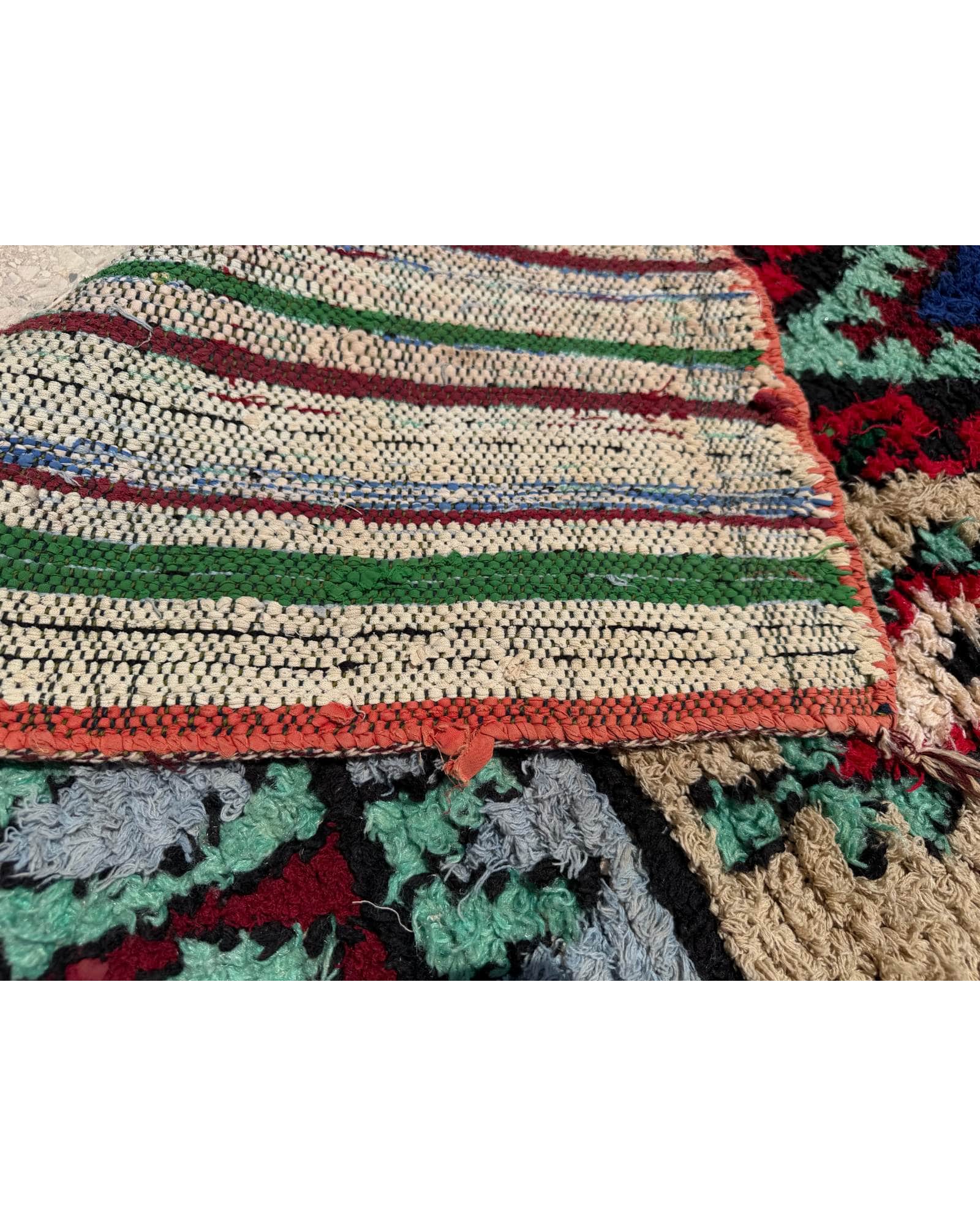 Tan & Blue Vintage Moroccan Rug | 3'4 x 7