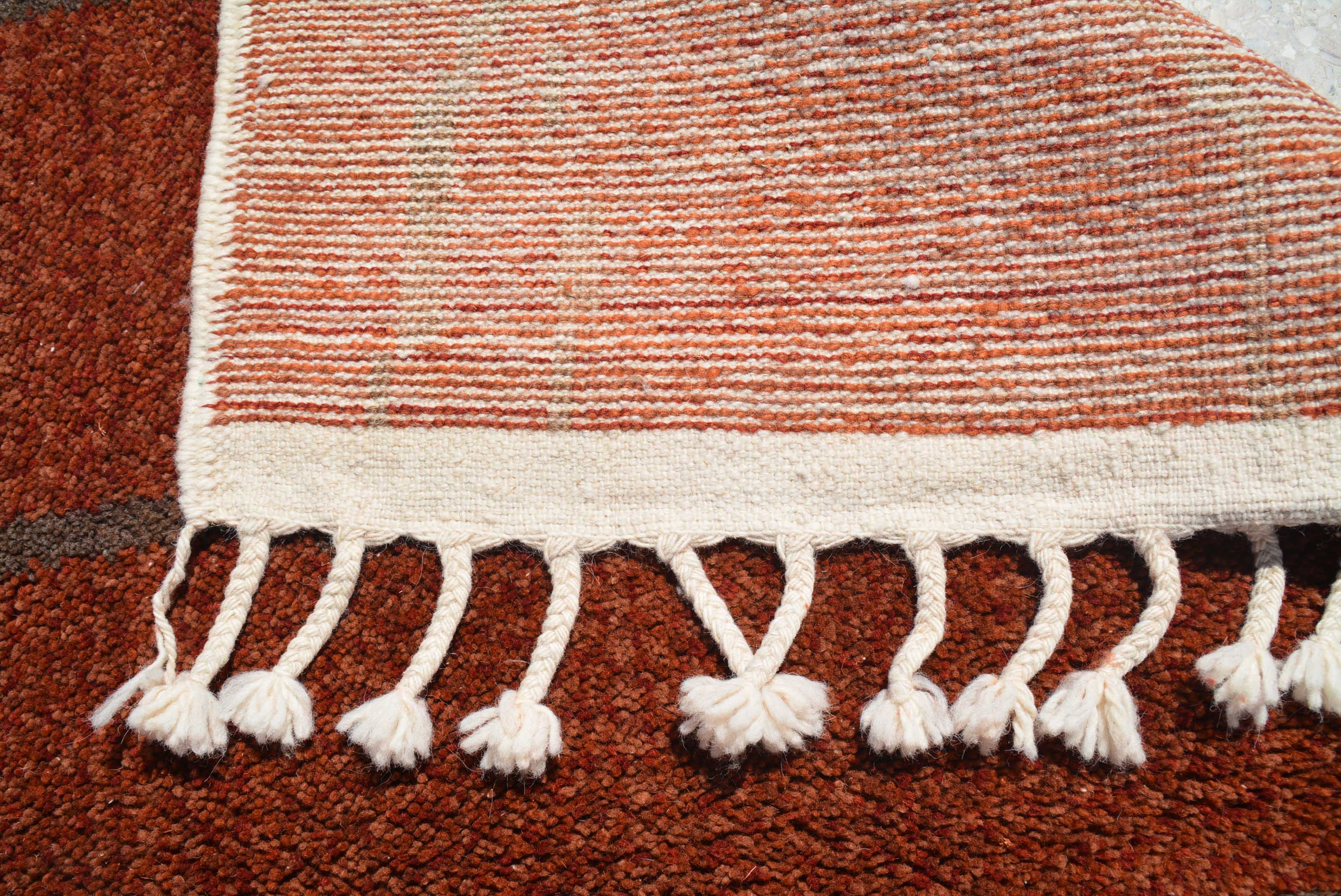 TerraFlow | 5'x8' Abstract Red Brick & White Boujaad Area Rug