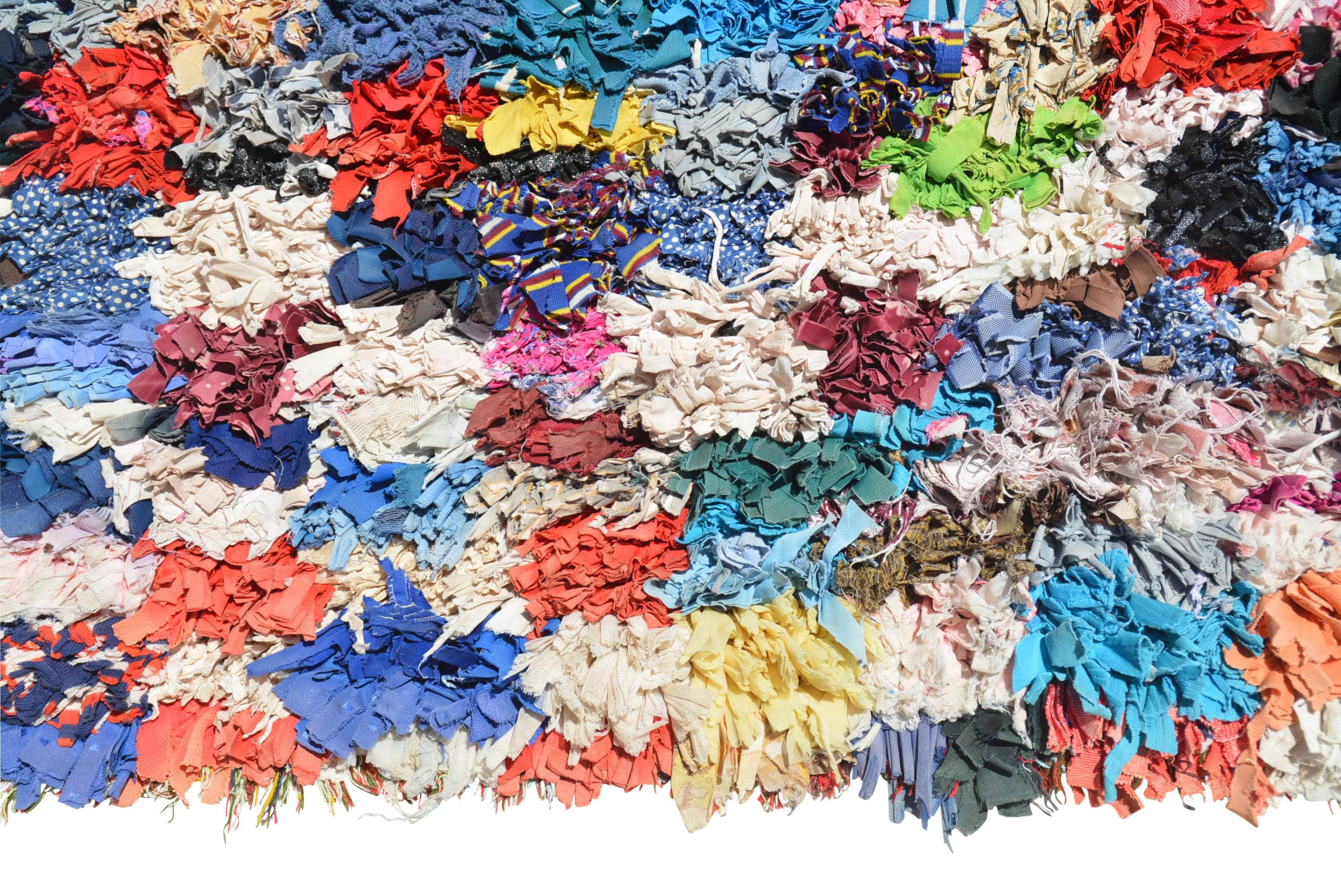 Timeless Treasures | Vintage Handwoven Moroccan Rug with Enduring Beauty