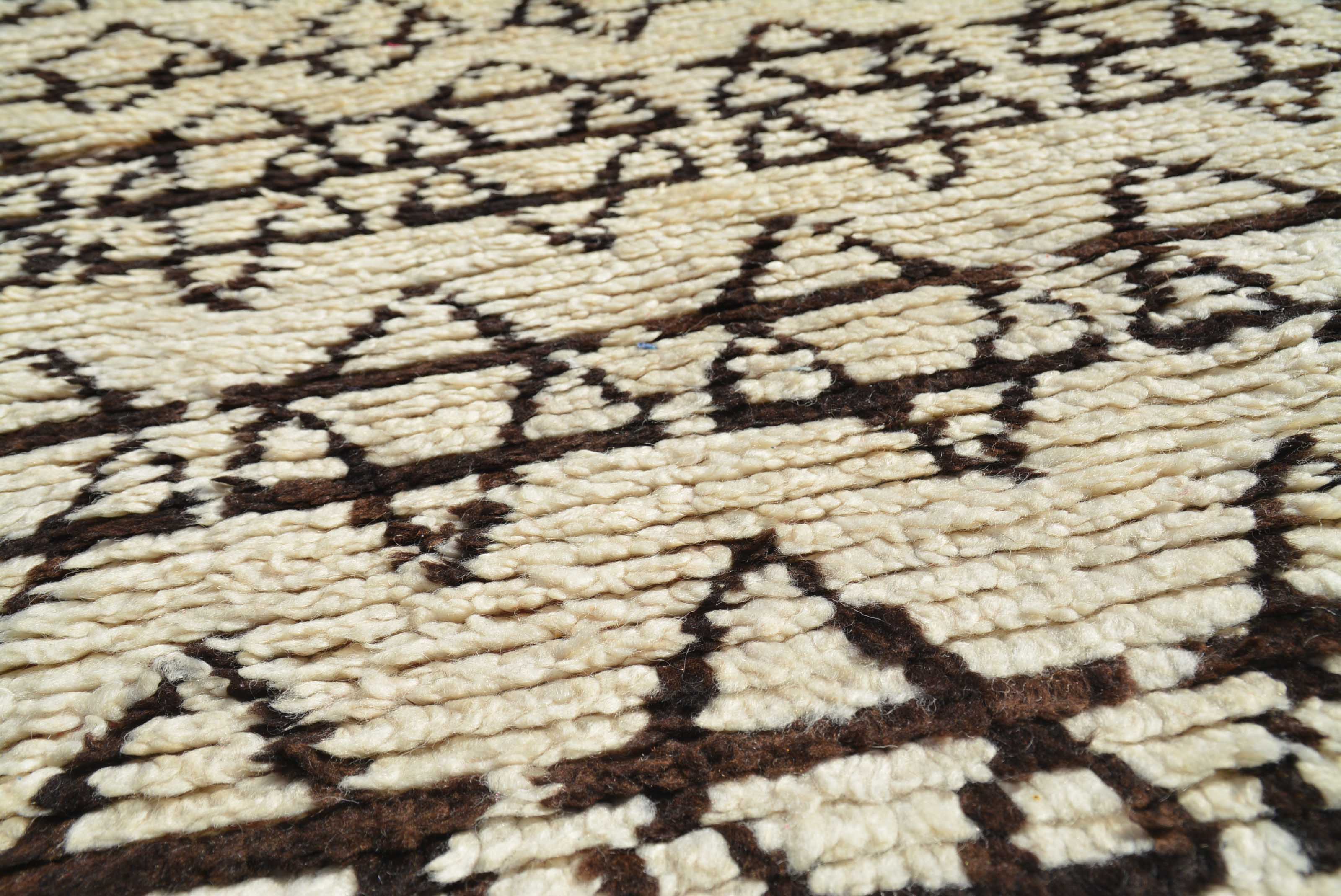 Black And White Rug - Vintage Moroccan Rug - Illuminate Collective