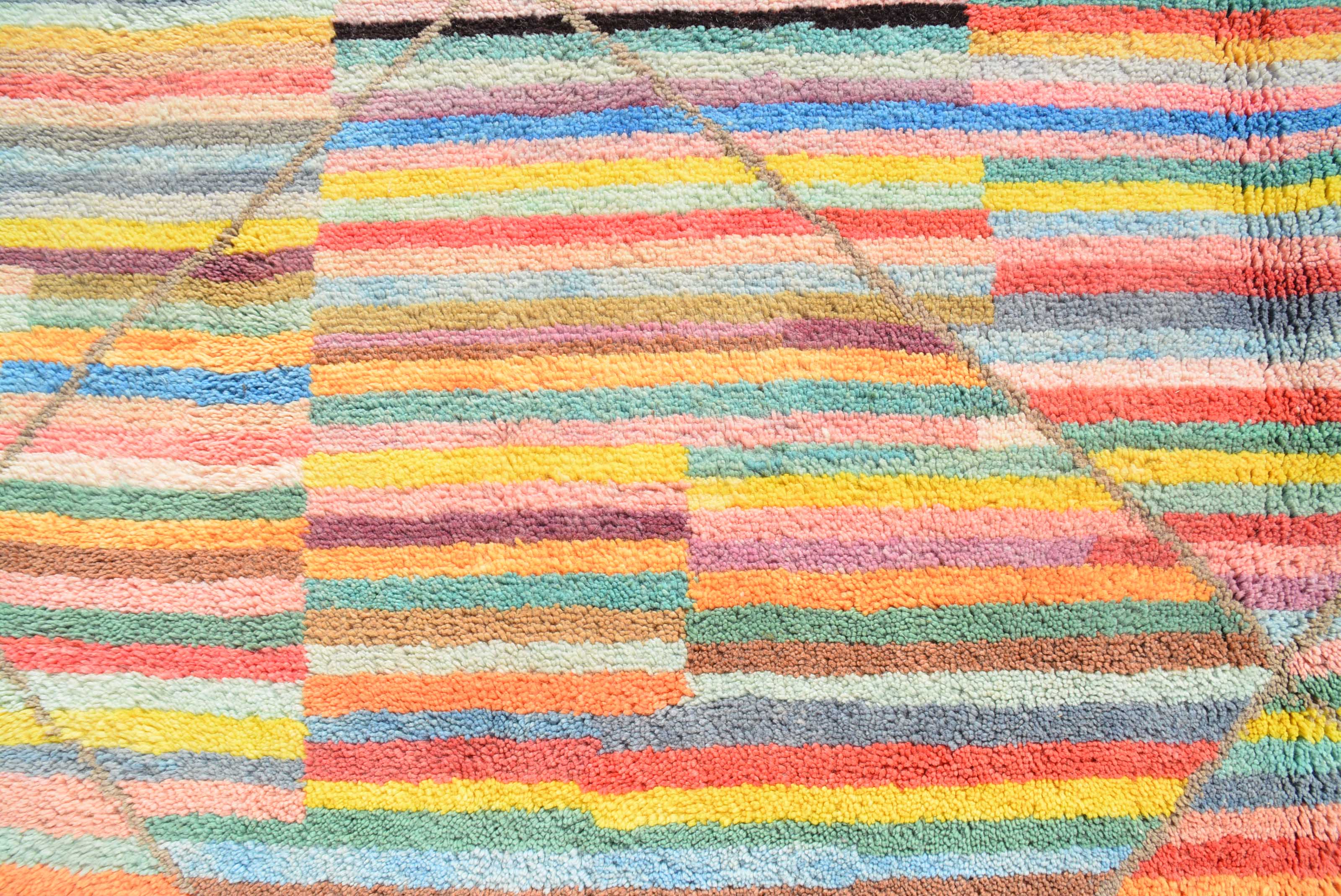 Colorful Beni Handmade Rug - Add a Pop of Color to Your Home