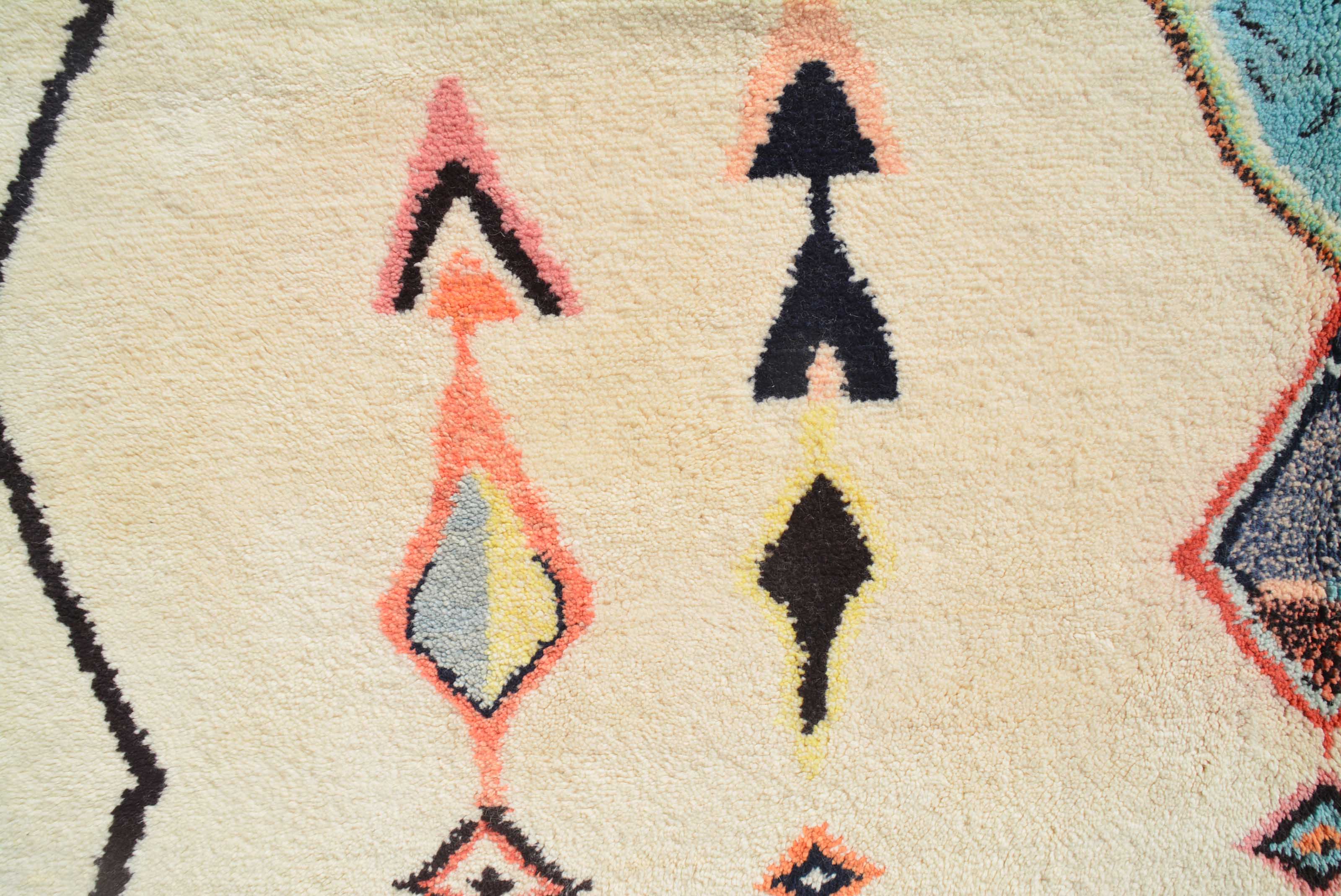 Diamonds Pop Handmade Rug - Add a Modern Touch to Your Home
