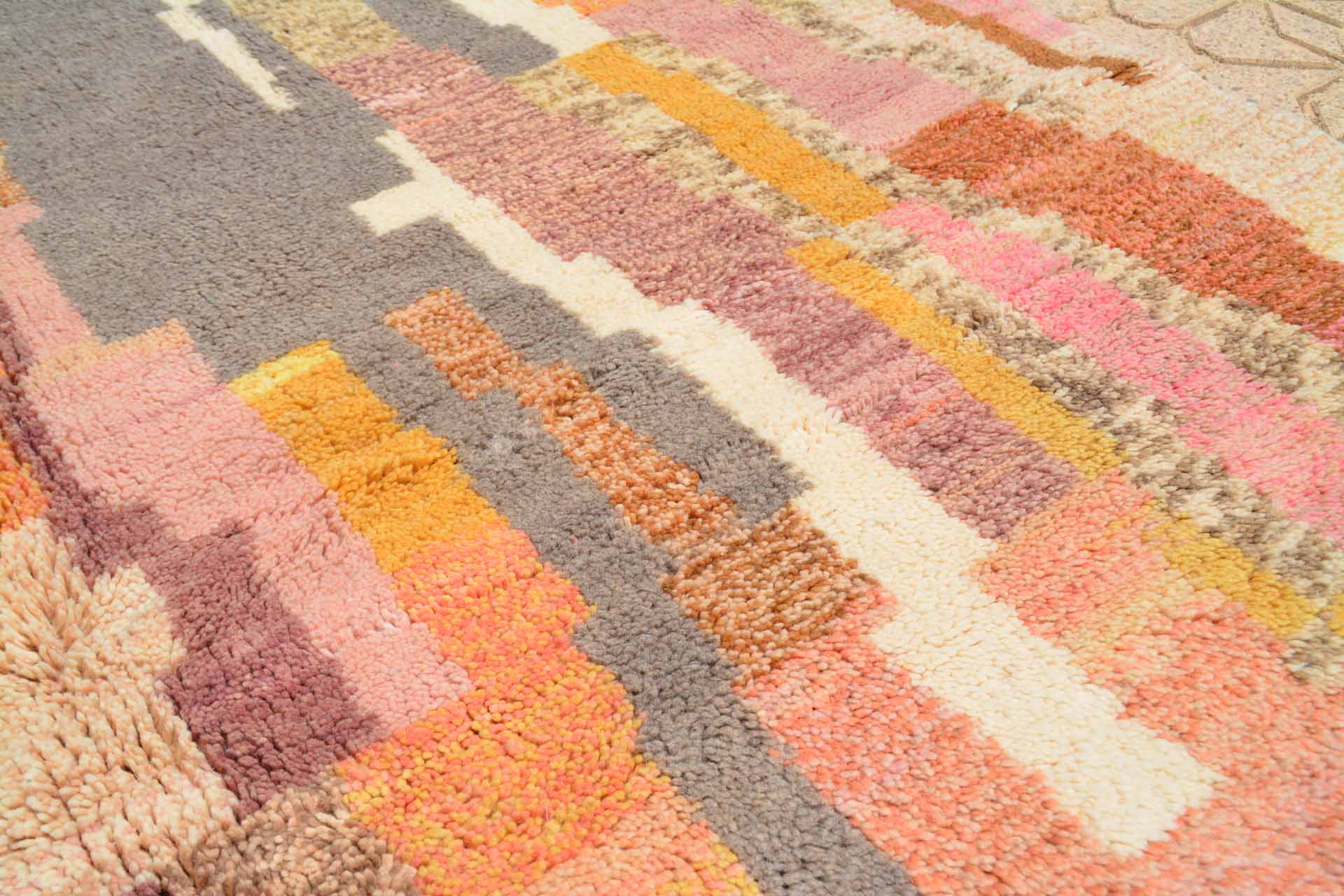 Golden Mirage - Handmade Moroccan Rug - Illuminate Collective