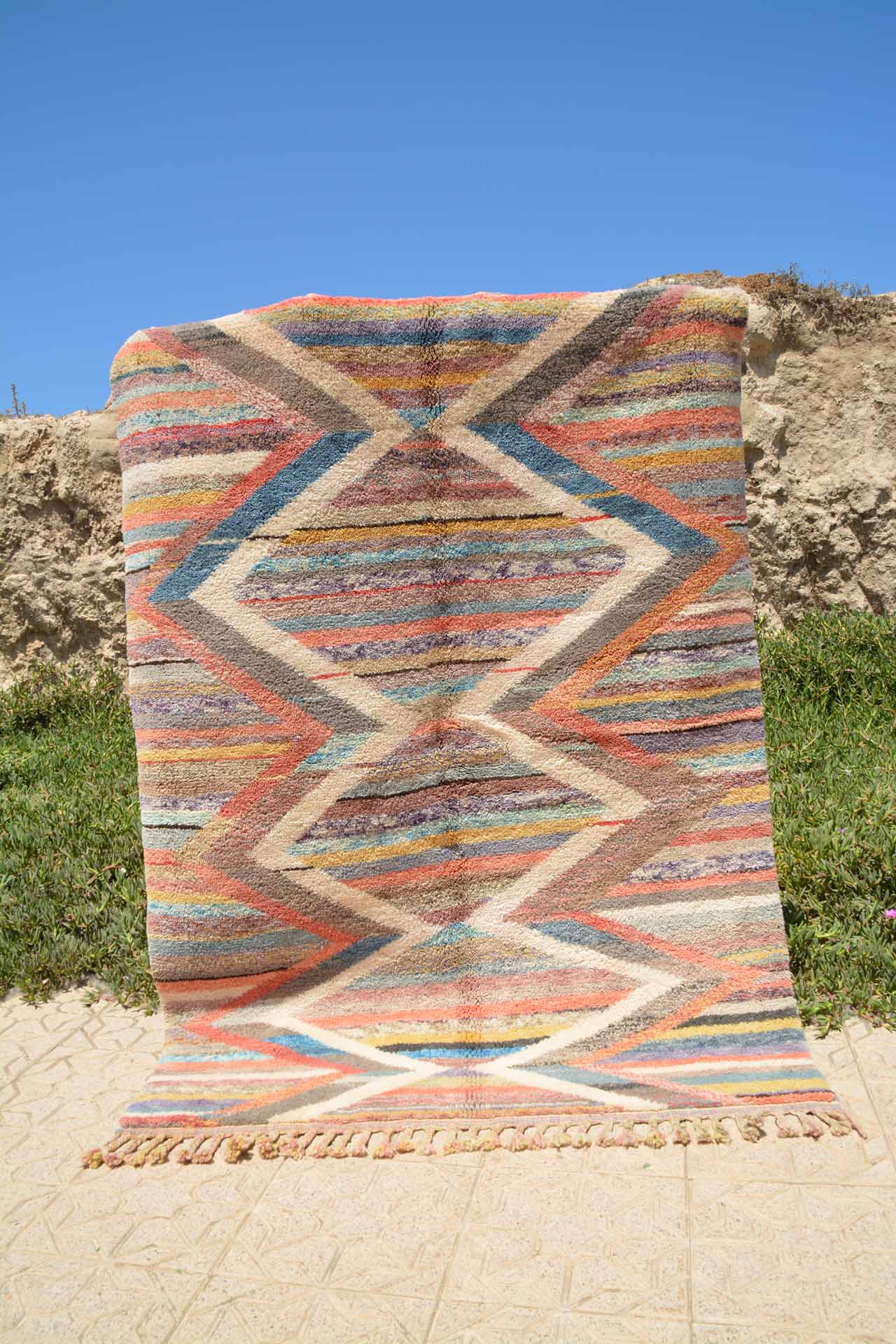 Handmade Carpet Moroccan Rug - Feel - Illuminate Collective