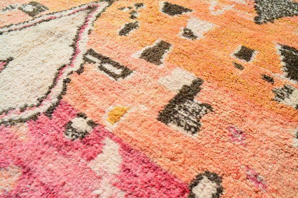 Illuminate Collective handmade Moroccan Rug Daybreak - 5'4 x 7'6 - 1.62 m x 2.28 m