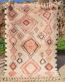 Illuminate Collective handmade Moroccan Rug Heritage - 4'2 x 5'10 - 1.27 m x 1.77 m