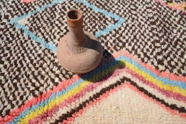 Illuminate Collective handmade Moroccan Rug Trusting Color - 5'6" x 7'6" - 1.68m x 2.29m