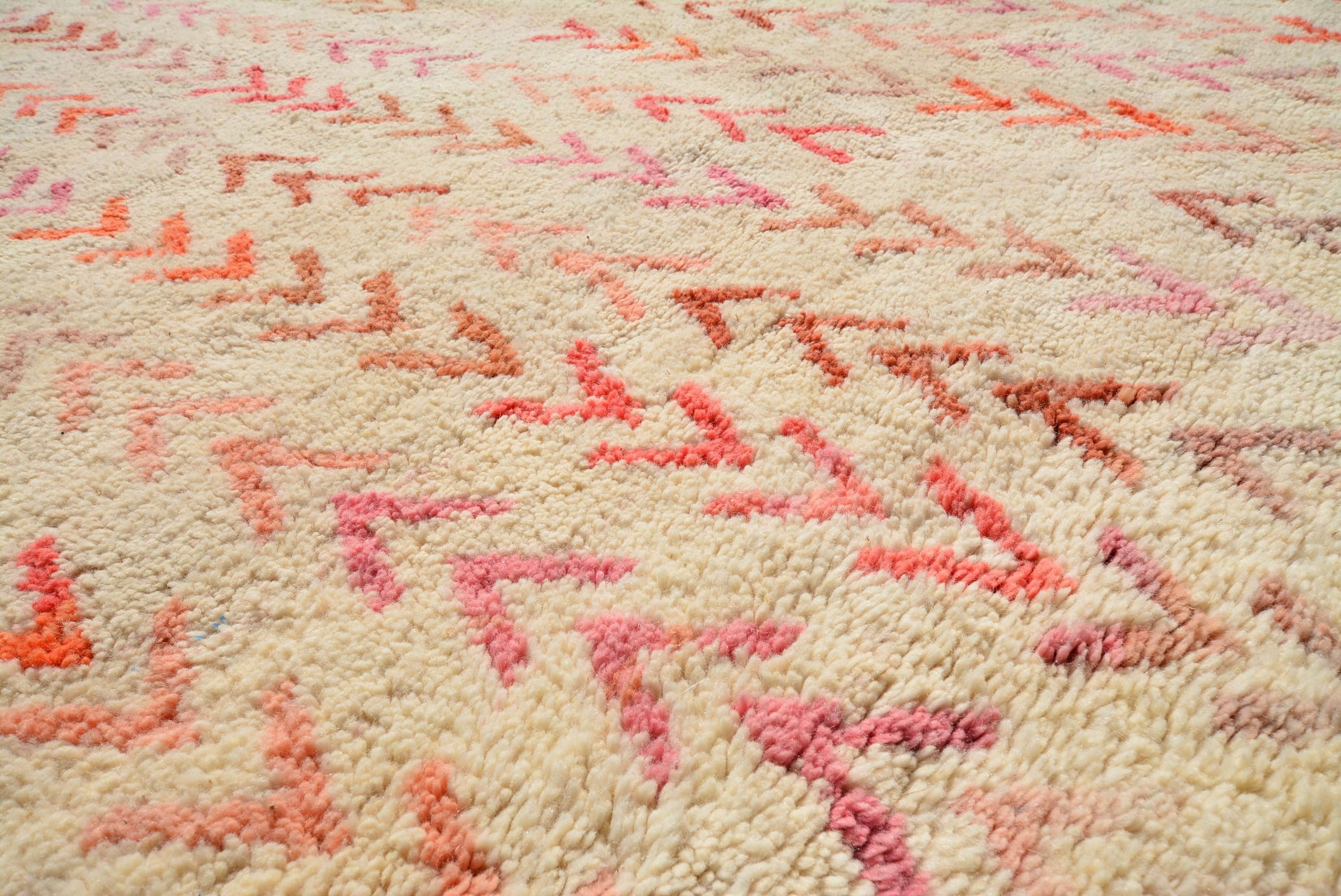 Illuminate Collective  handmade Moroccan Rug Zara - 8'5 x 9'5 - 2.56m x 2.87m