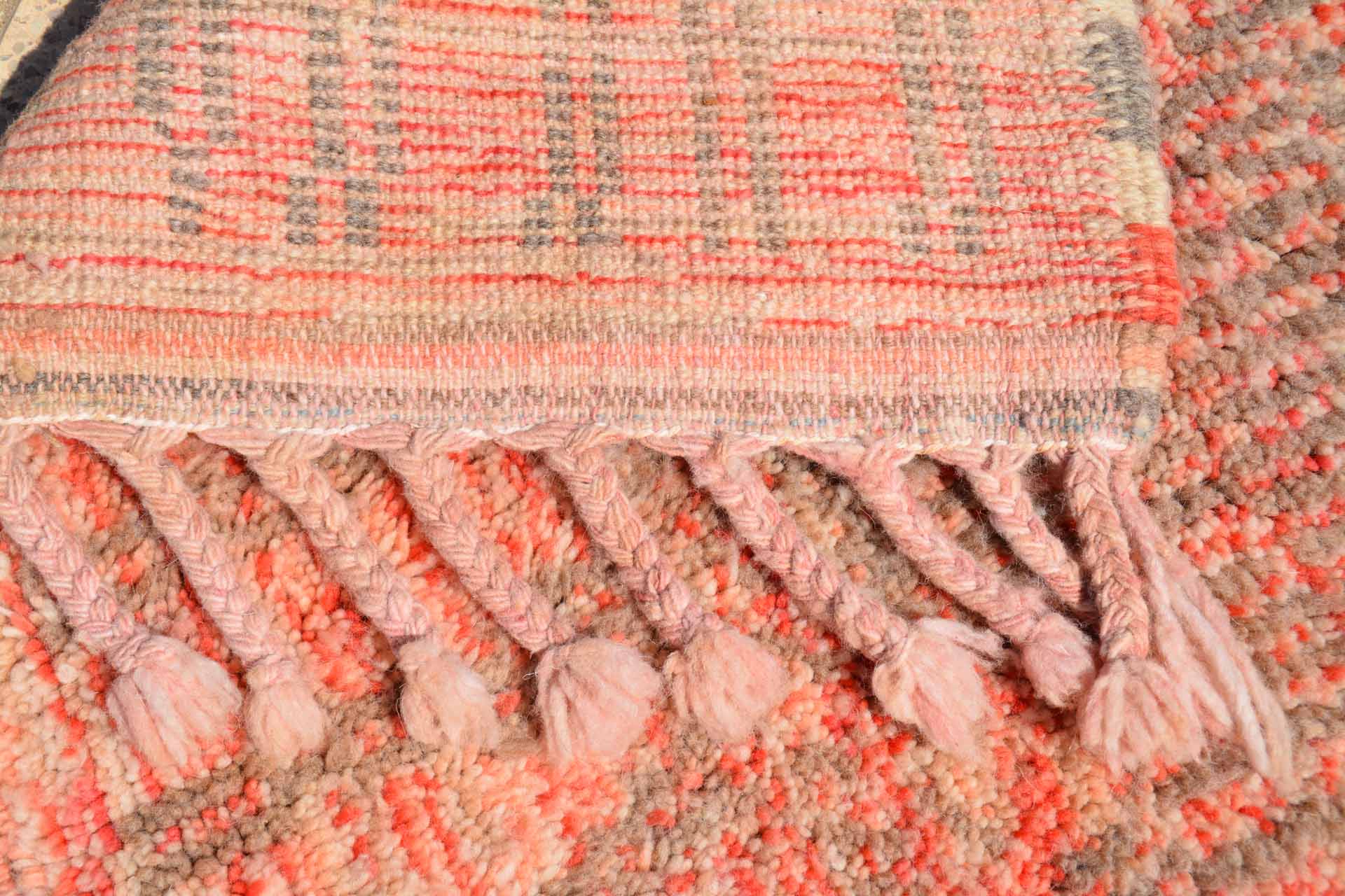 Illuminate Collective handmade Vintage Moroccan Rug Like Sunday - 4'x5'10 - 1.21m x 1.78m