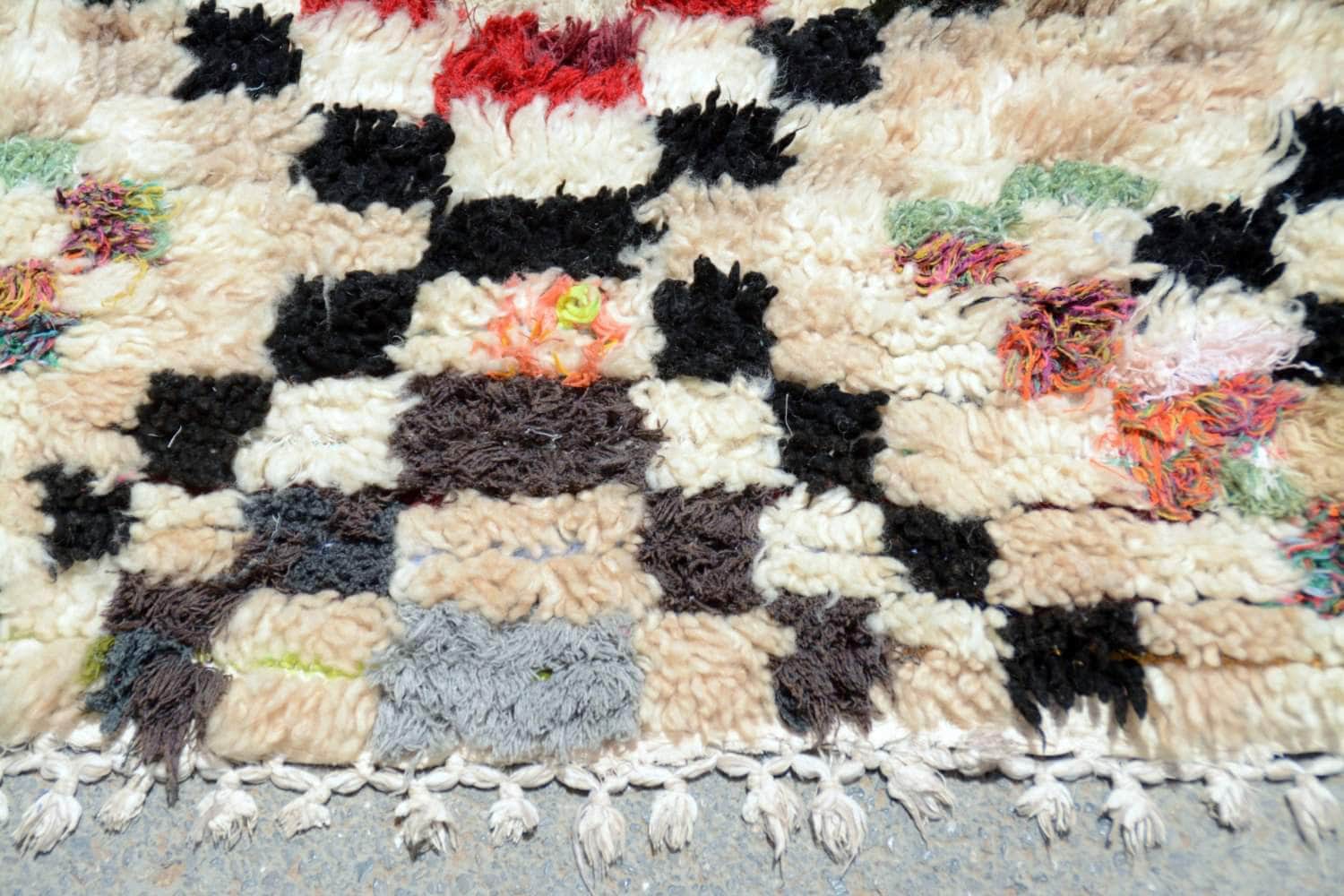 red and pink rug  