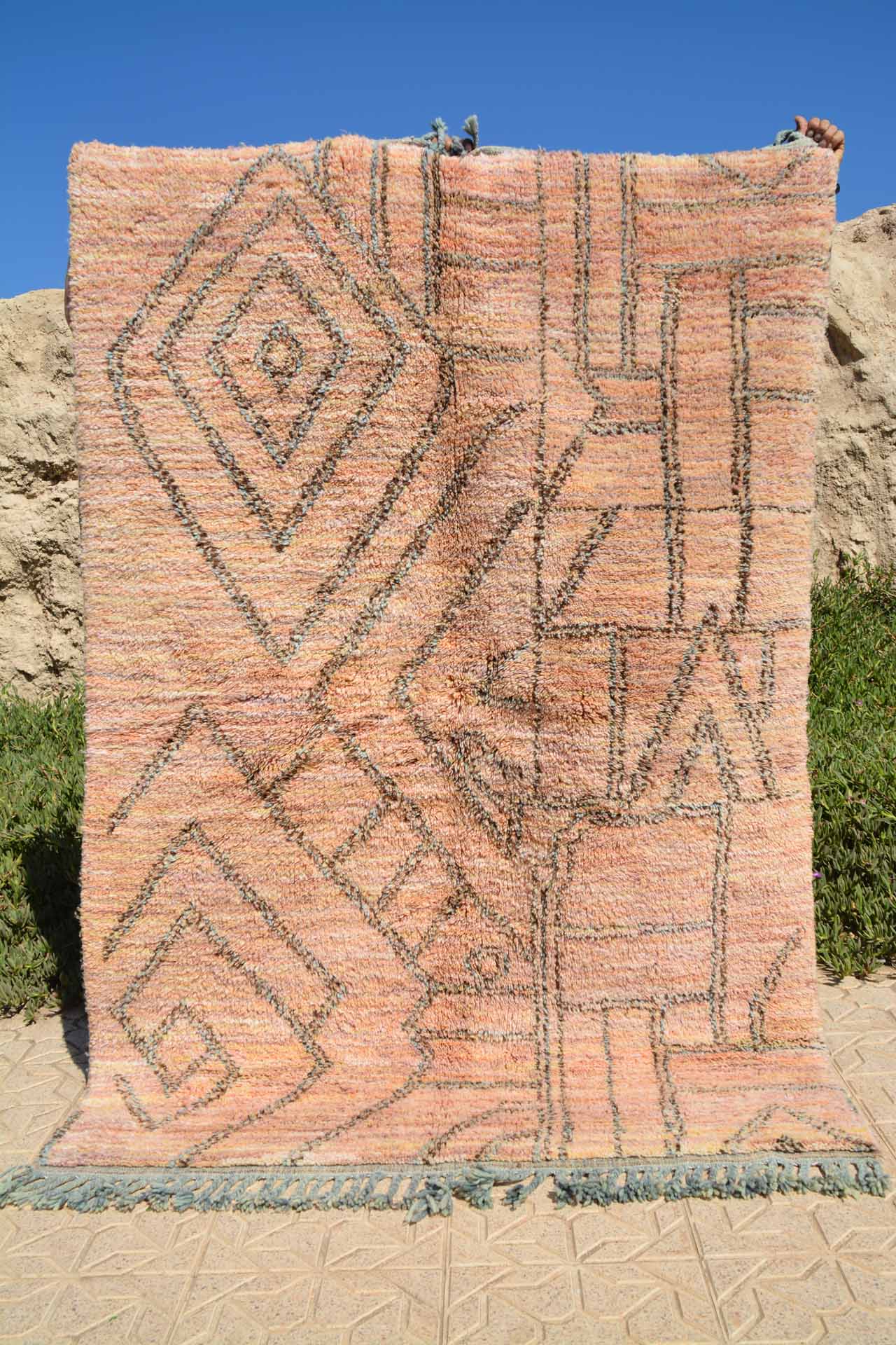 Kuba-Inspired Handmade Moroccan Rug - Brave