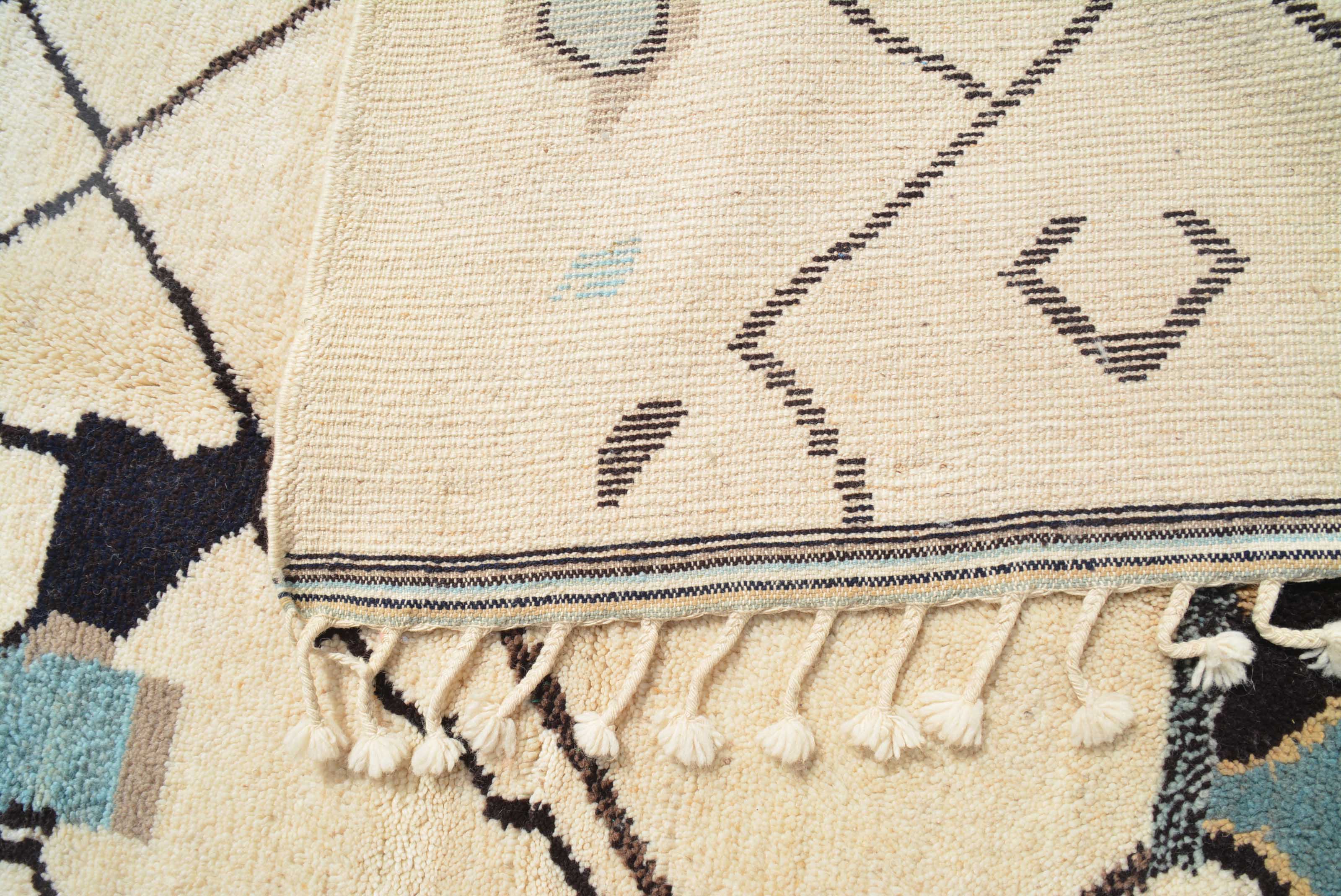 Merchant - 8'0" x 10'0" - 2.44m x 3.05m