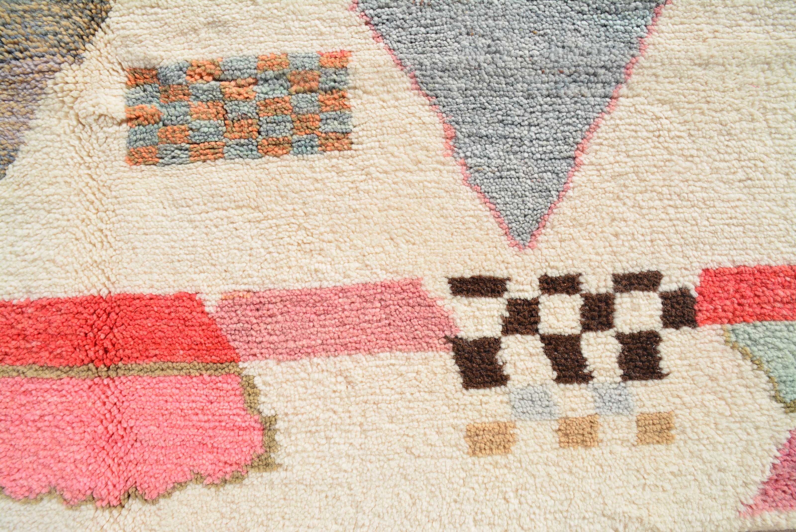 Moroccan Rug Chromatic Charm - Handmade Moroccan Rug with a Colorful New Design - Add a pop of color to your home Illuminate Collective
