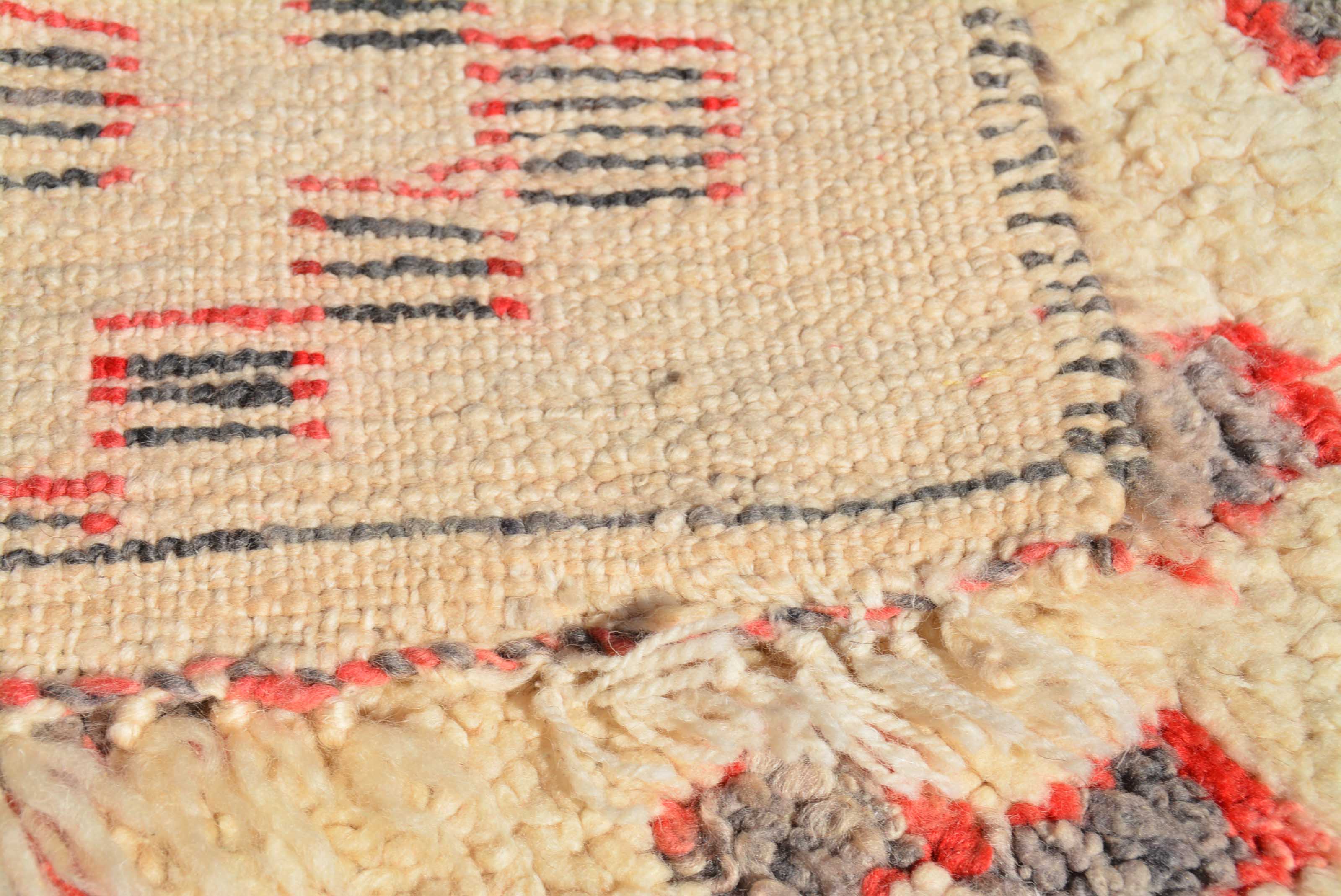 Pink Vintage Rug | Vintage Rug Carpet Moroccan Design | Illuminate Collective