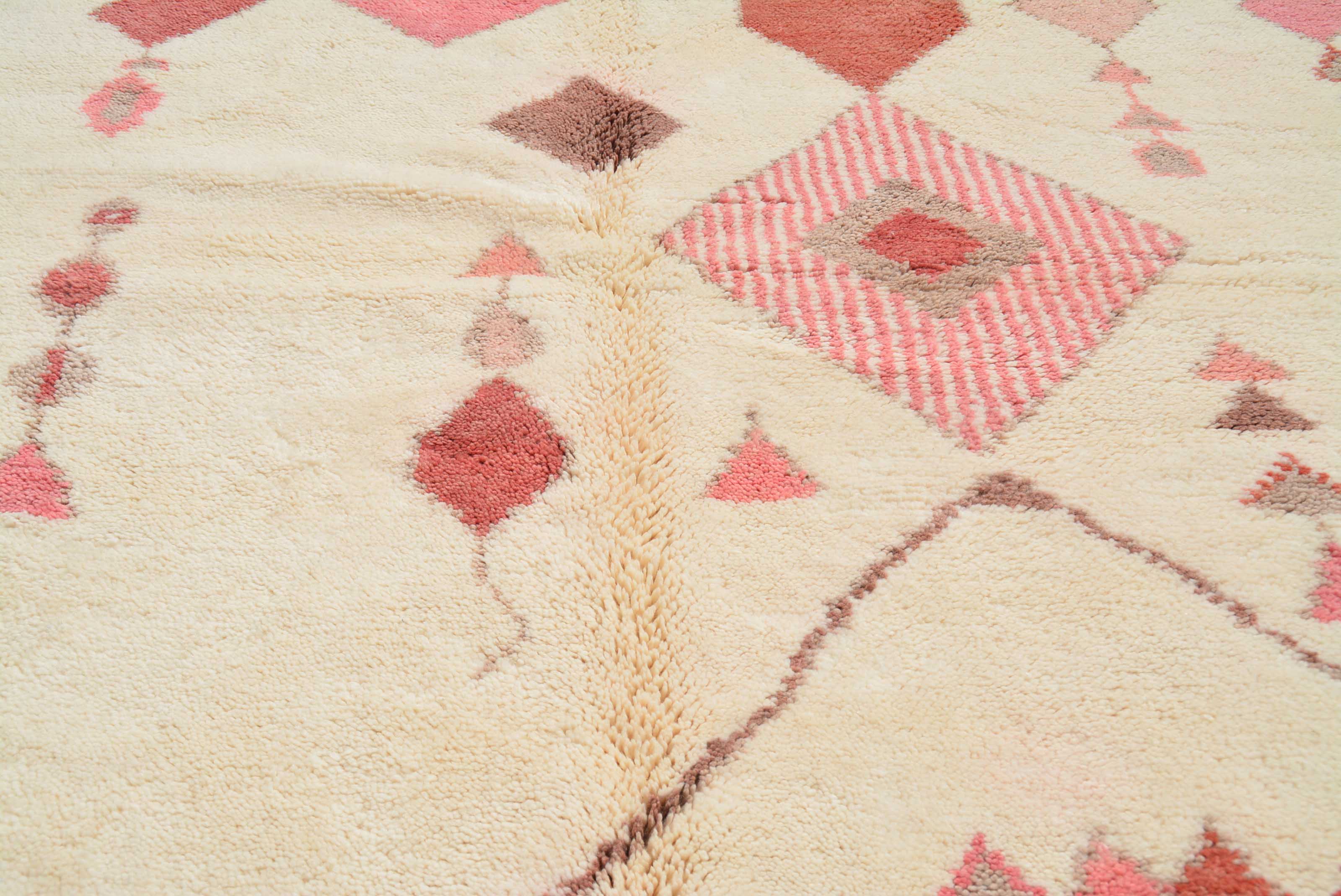 Rise II - 6'0" x 8'10" - 1.83m x 2.69m