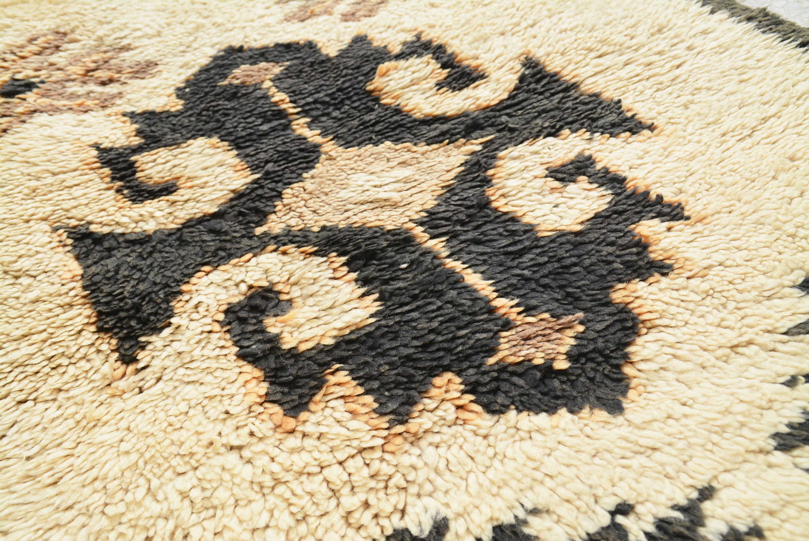 Vintage Distressed Area Rugs | Vintage Rugs