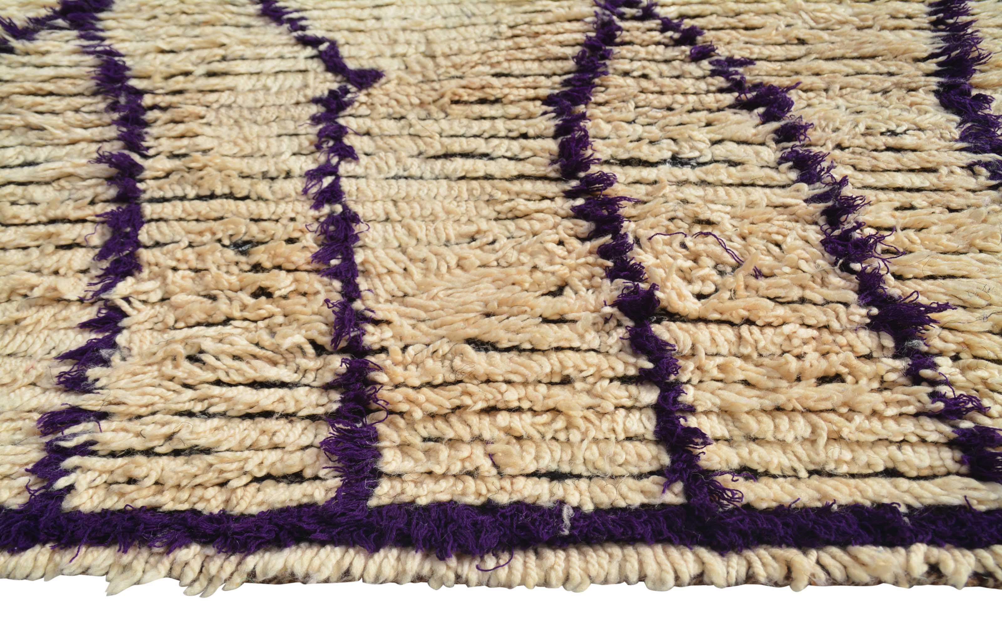 Vintage Farmhouse Rugs | Vintage Moroccan Rug 