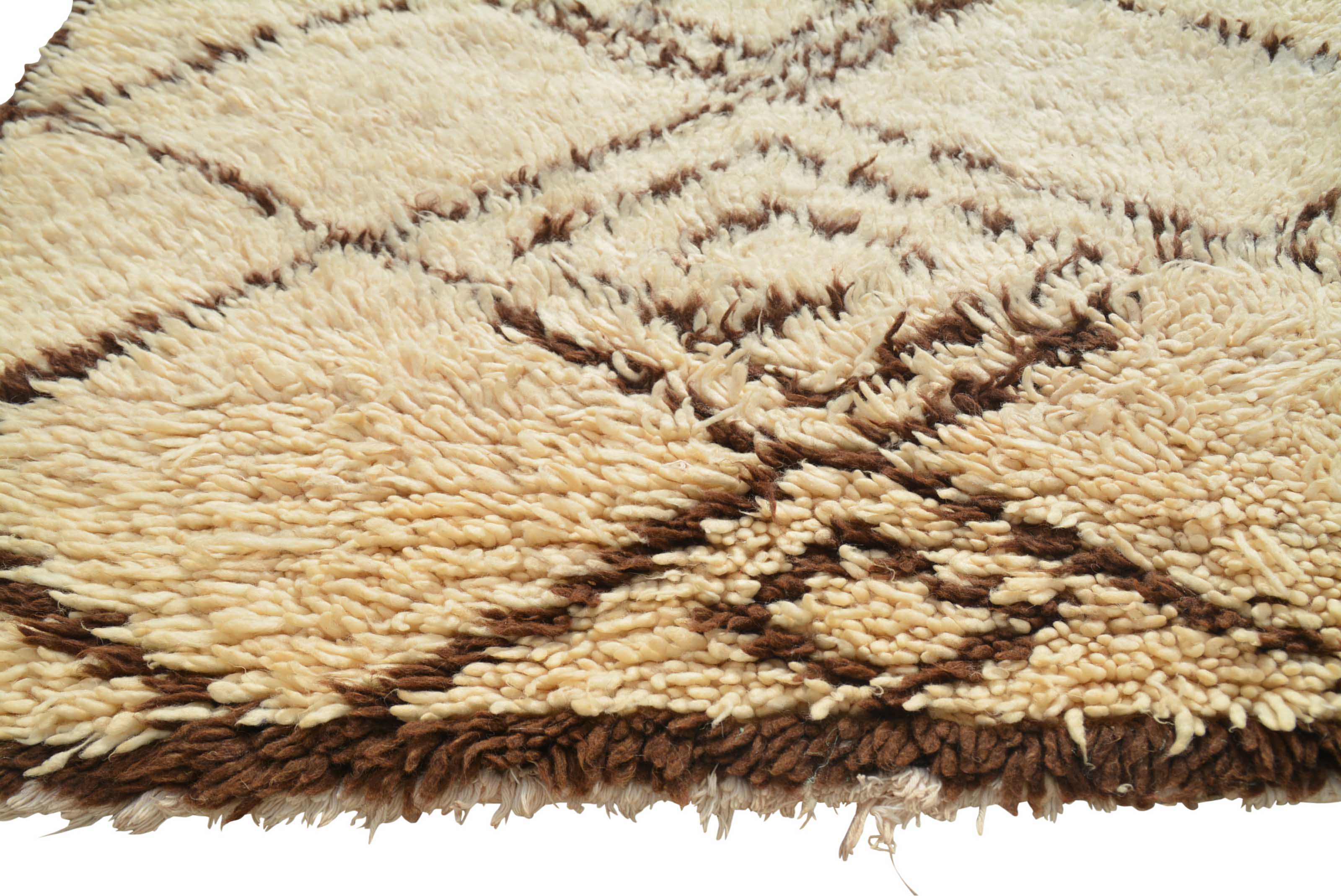 Vintage Floral Area Rugs for Sale | Vintage Farmhouse Rugs | Illuminate Collective