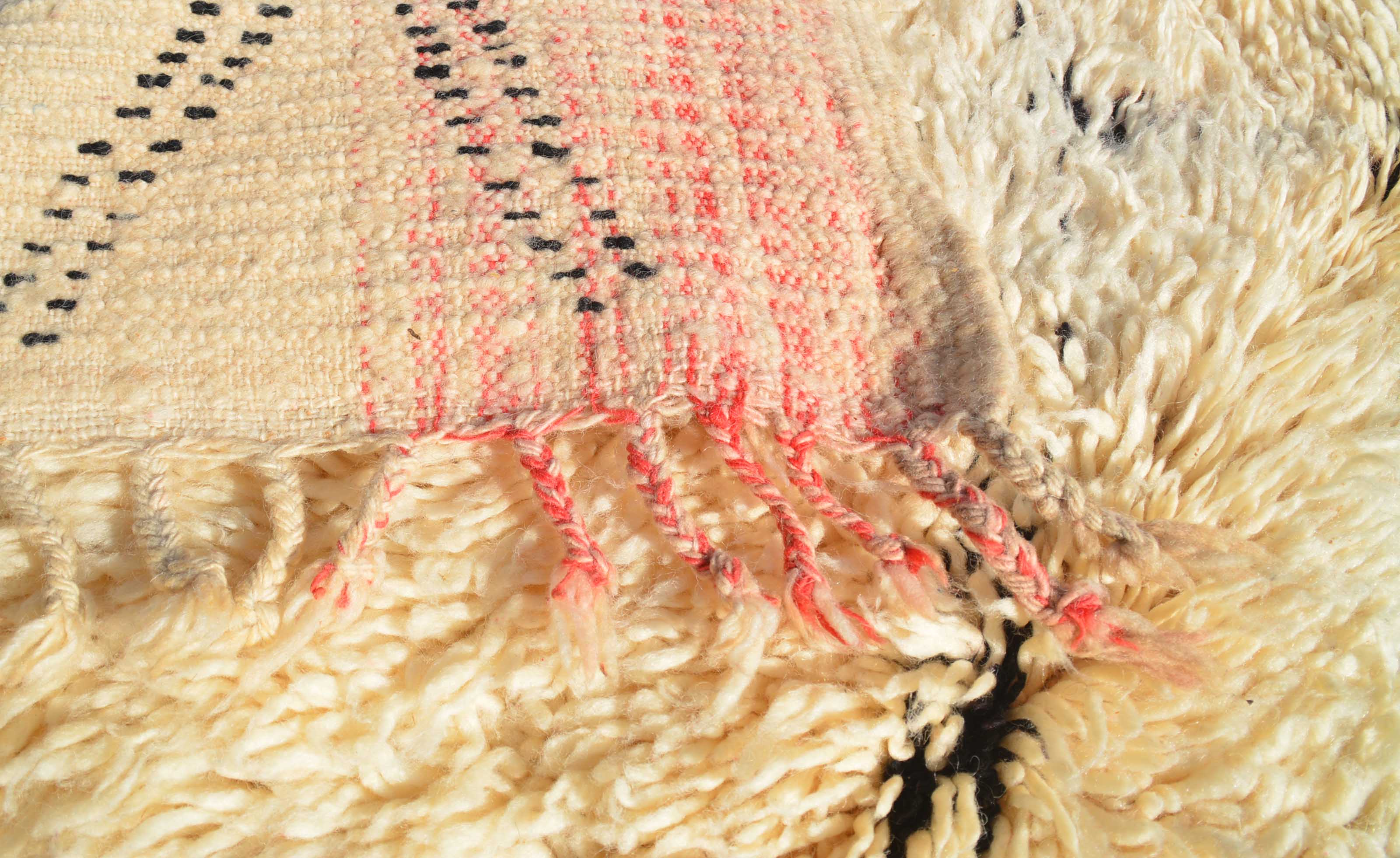 Vintage Moroccan Rug Faded Vintage Rugs - Vintage Moroccan Rug  illuminate collective