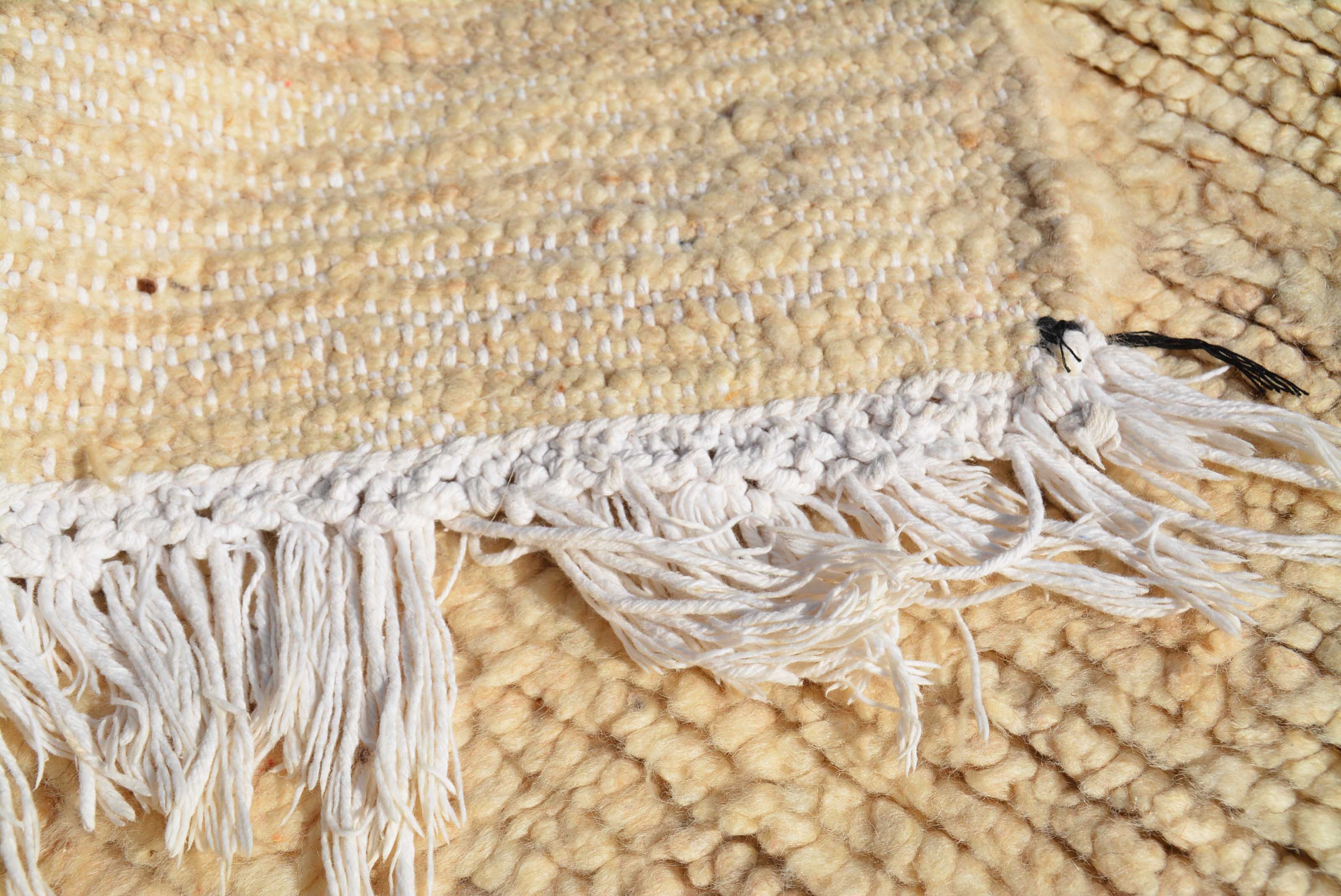 Vintage Moroccan Rug Hand Knotted Rugs | Vintage Hand Knotted Rugs illuminate collective