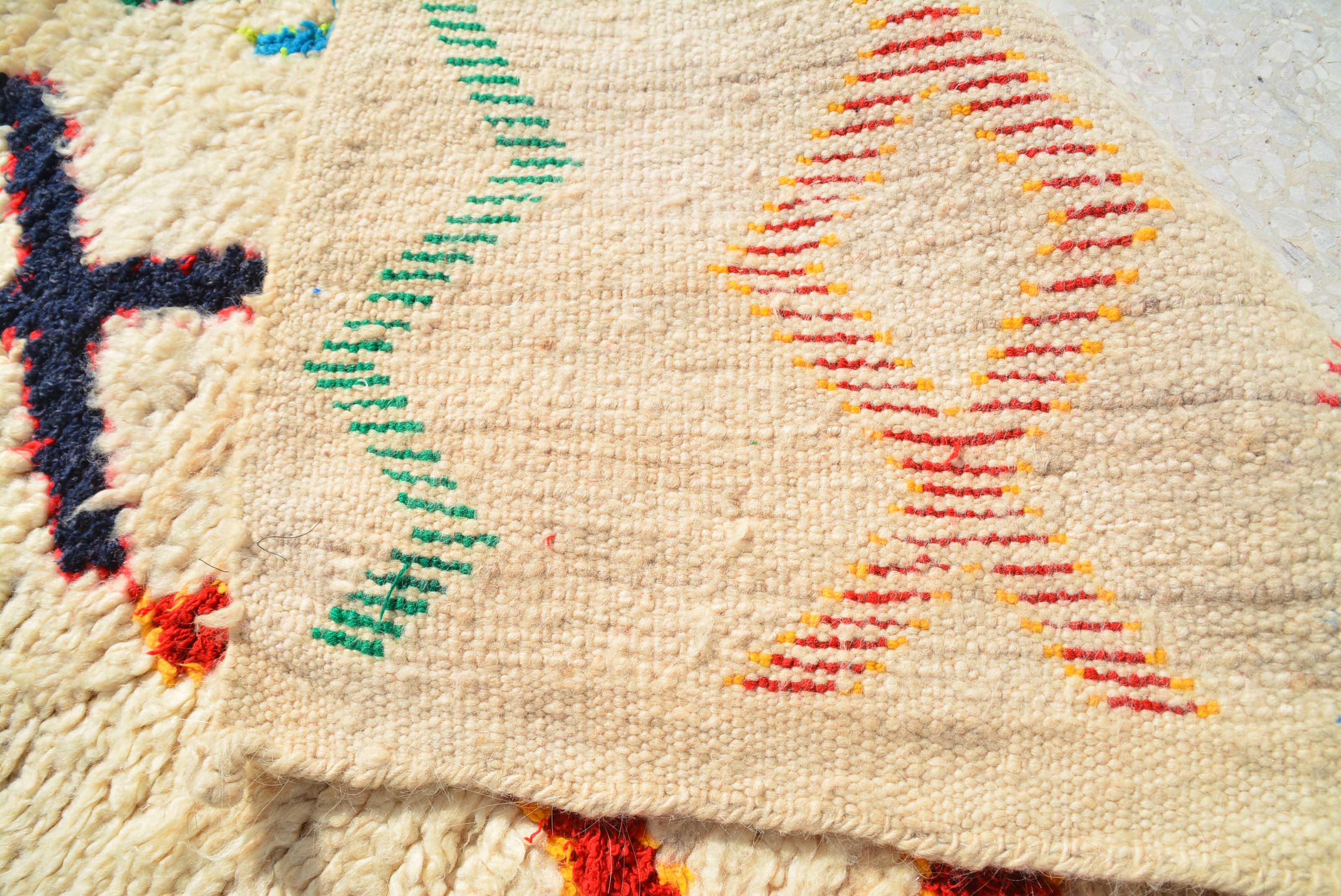 Vintage Moroccan Rug  - Vintage Retro Rugs - Traditional Berber Rug