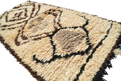Vintage Moroccan Rug Wild Ride Moroccan Rug - 2'5 x 4'10 - 0.74m x 1.47m - Vintage Moroccan Rug illuminate collective 