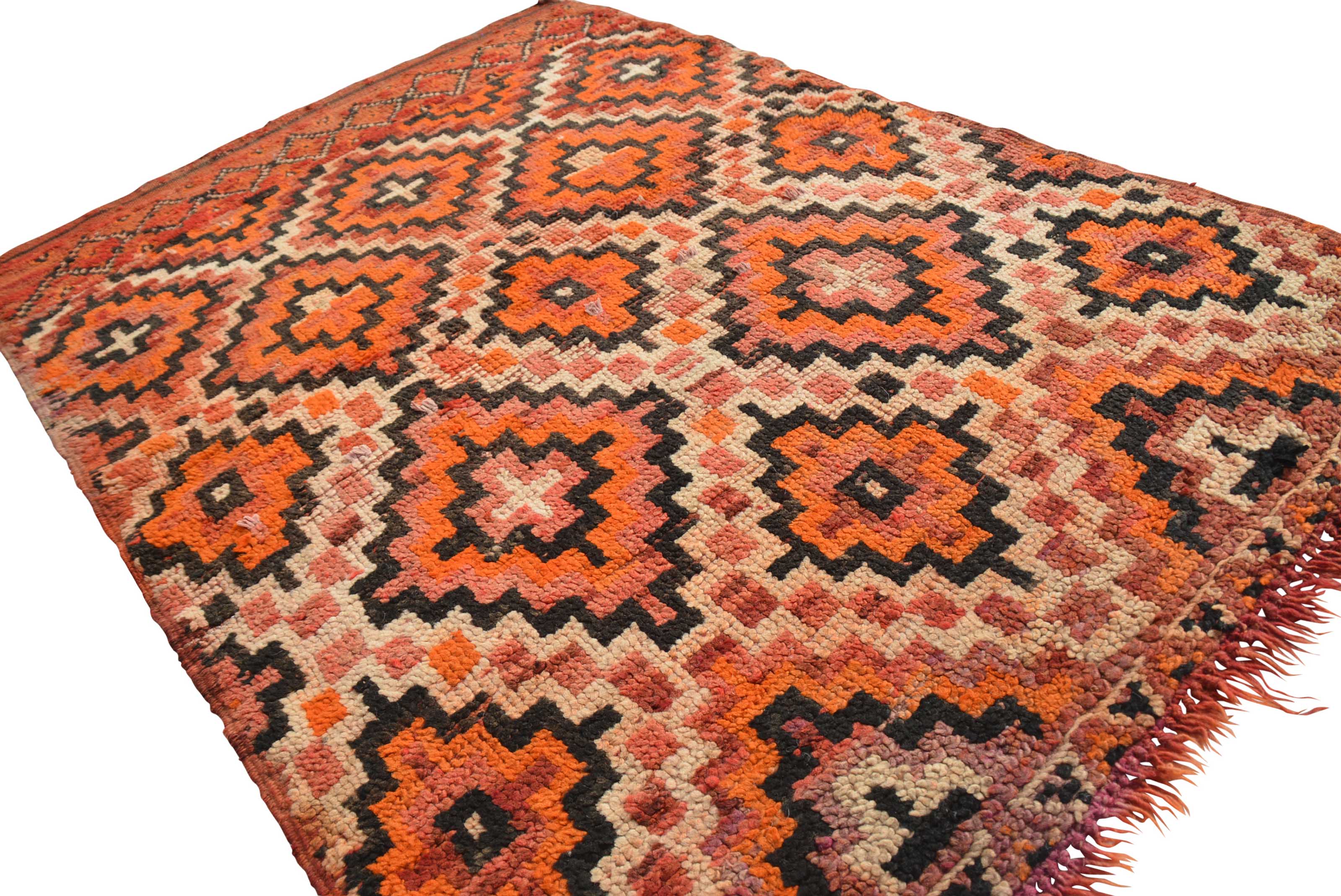 Wanderer Moroccan Rug | Mesmerizing Pattern | Antique Rug Collection | Illuminate Collective