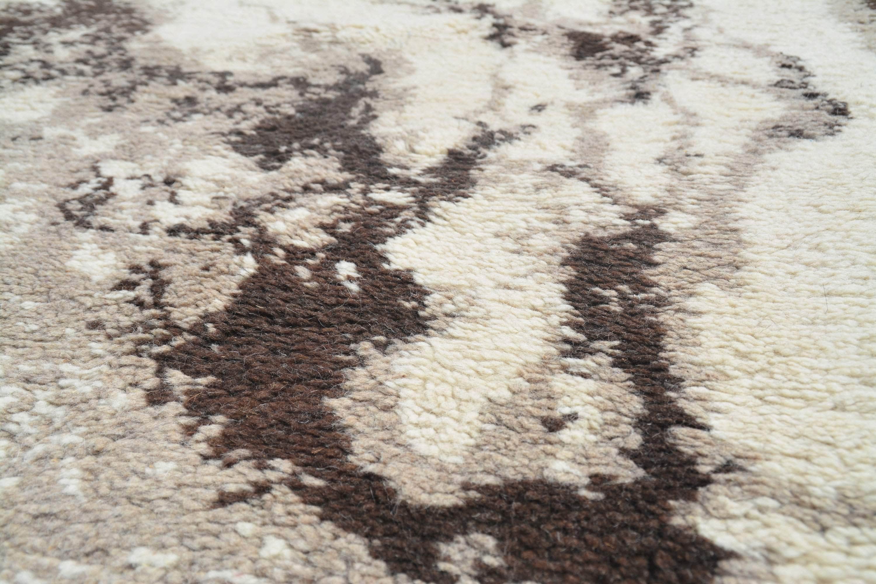 White And Black Moroccan Rug